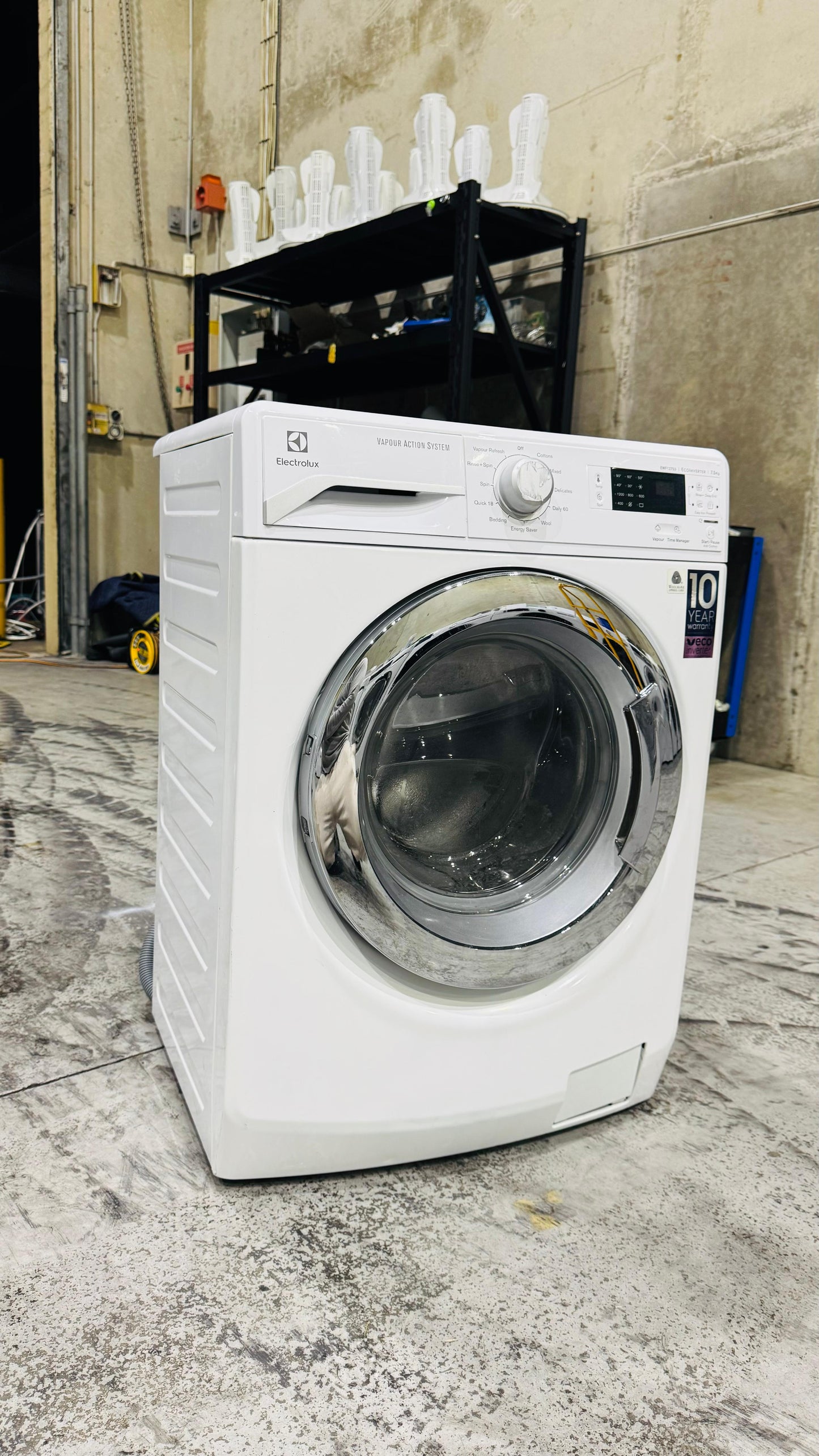 ELECTROLUX 7.5 KGS FRONT LOADER WASHING MACHINE