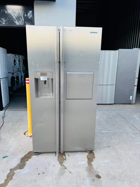 SAMSUNG 702 LITRES SIDE BY SIDE DOOR FRIDGE FREEZER
