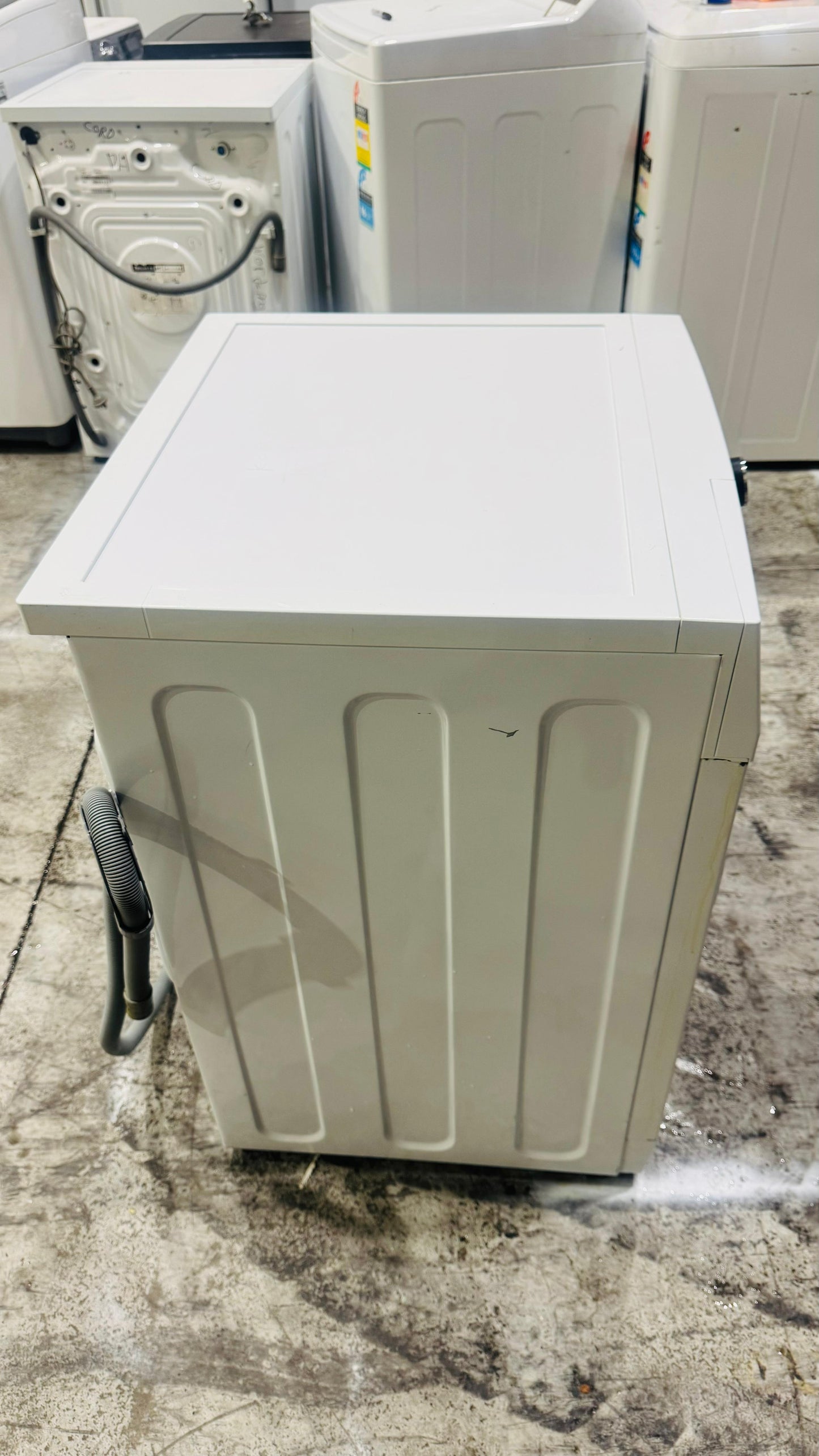 FISHER AND PAYKEL 7.5KGS FRONT LOADER WASHING MACHINE