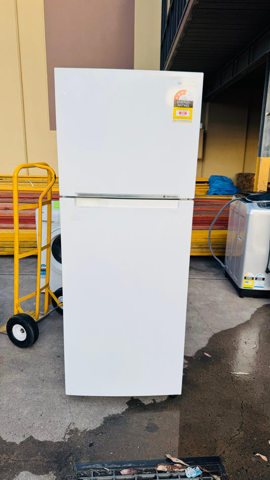 SAMSUNG 419 LITRES FRIDGE FREEZER