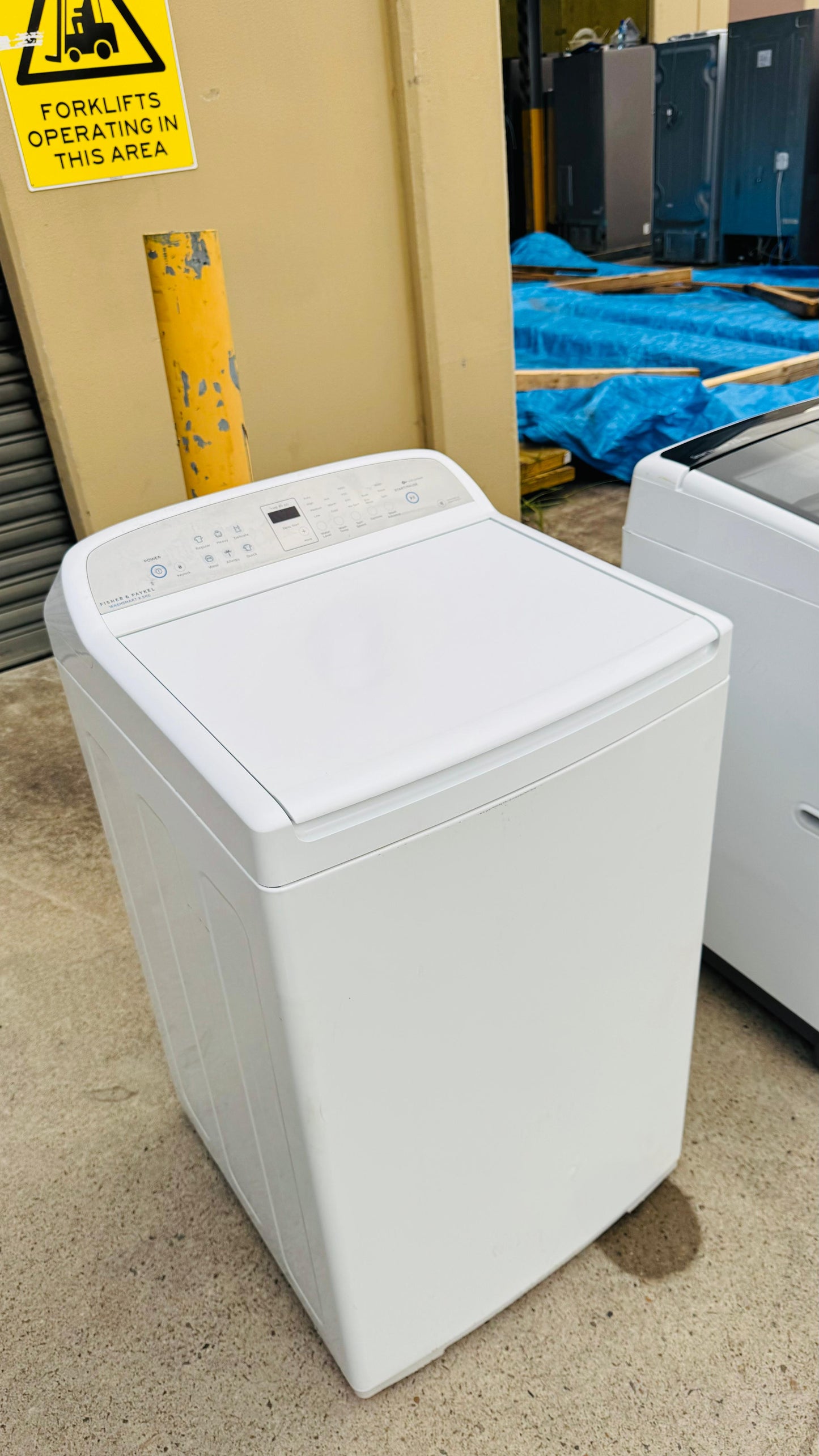 FISHER AND PAYKEL 8.5KGS TOP LOADER WASHING MACHINE