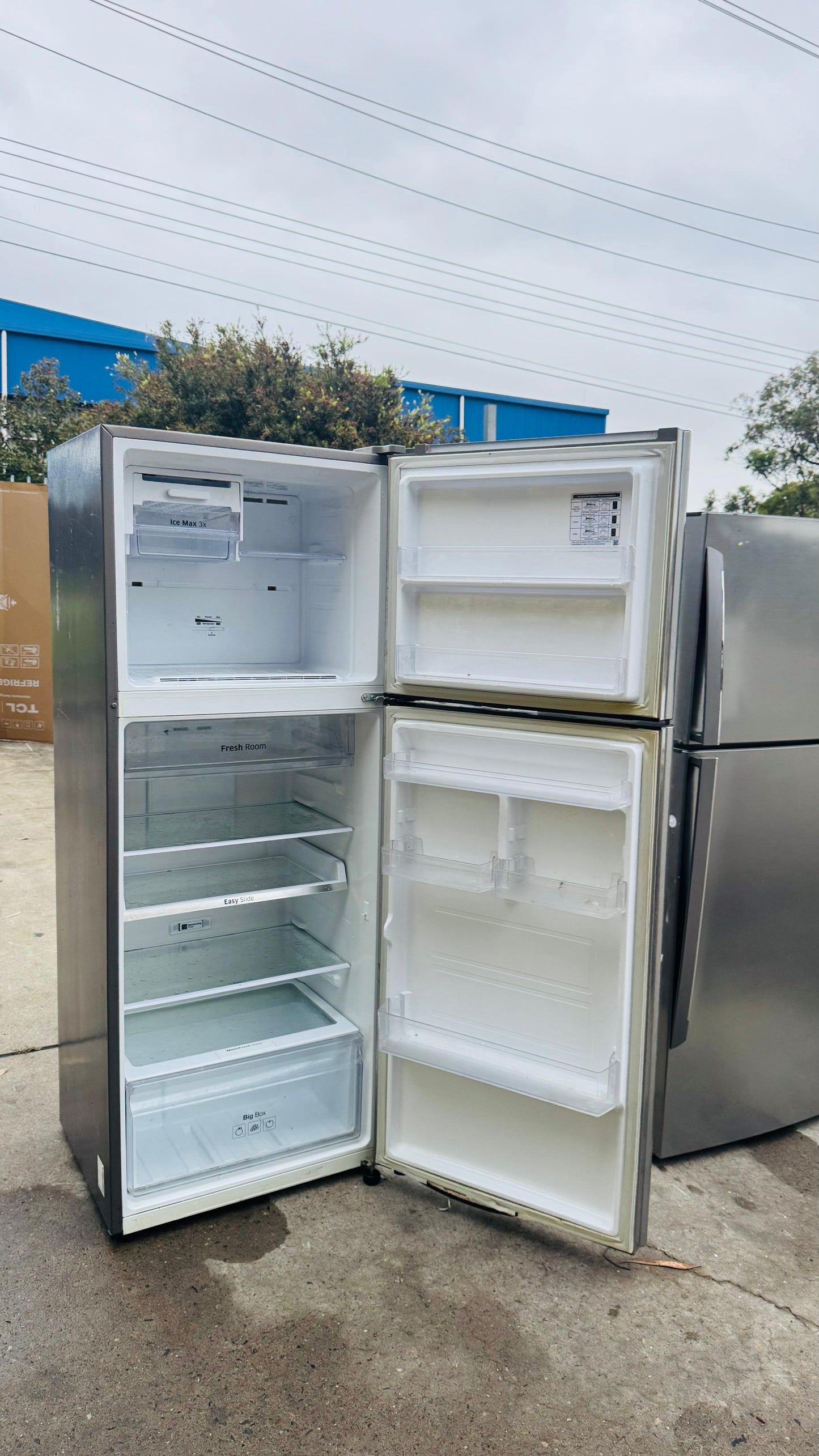 SAMSUNG 415 LITRES FRIDGE FREEZER