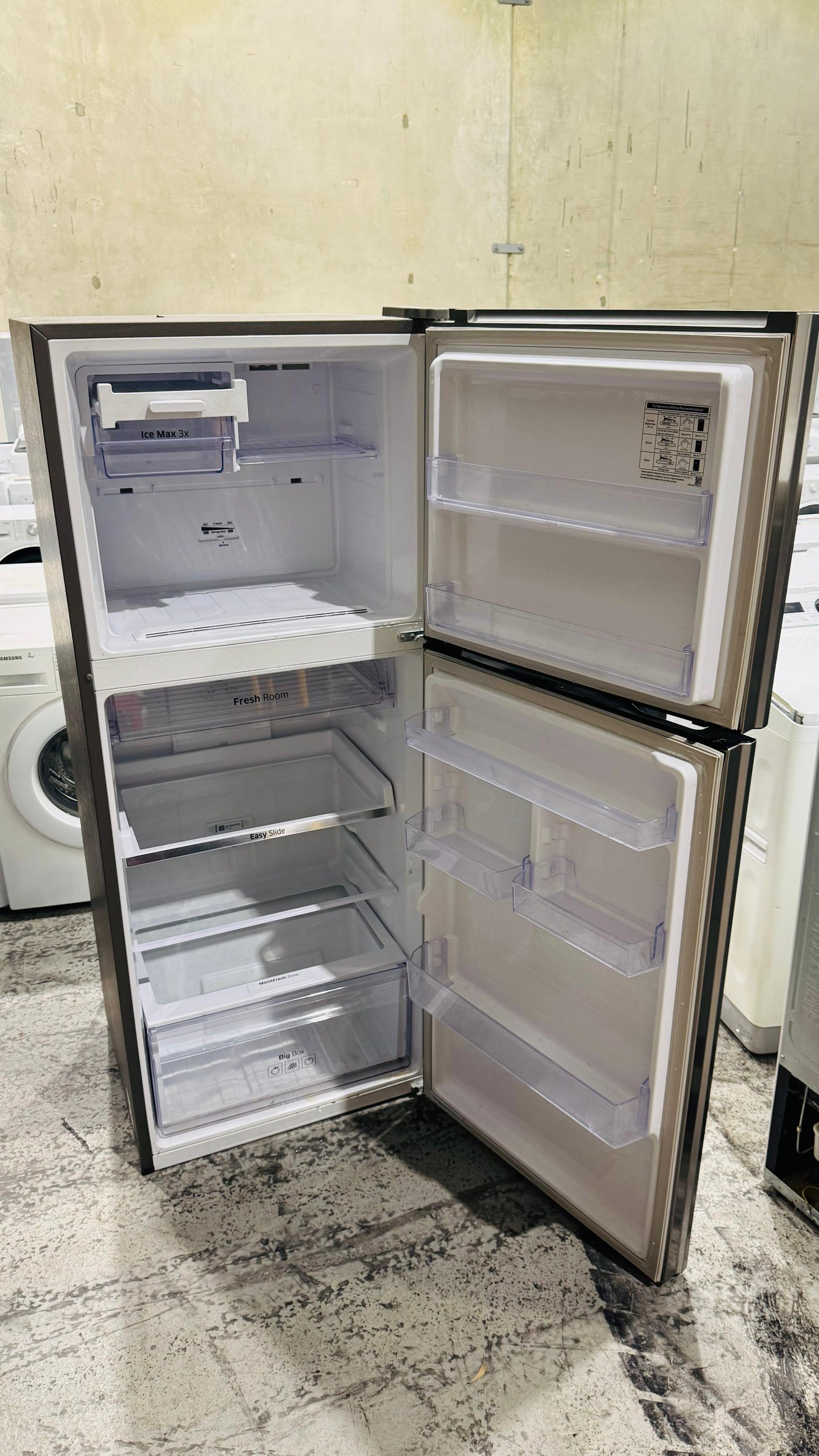 SAMSUNG 393 LITRES FRIDGE FREEZER