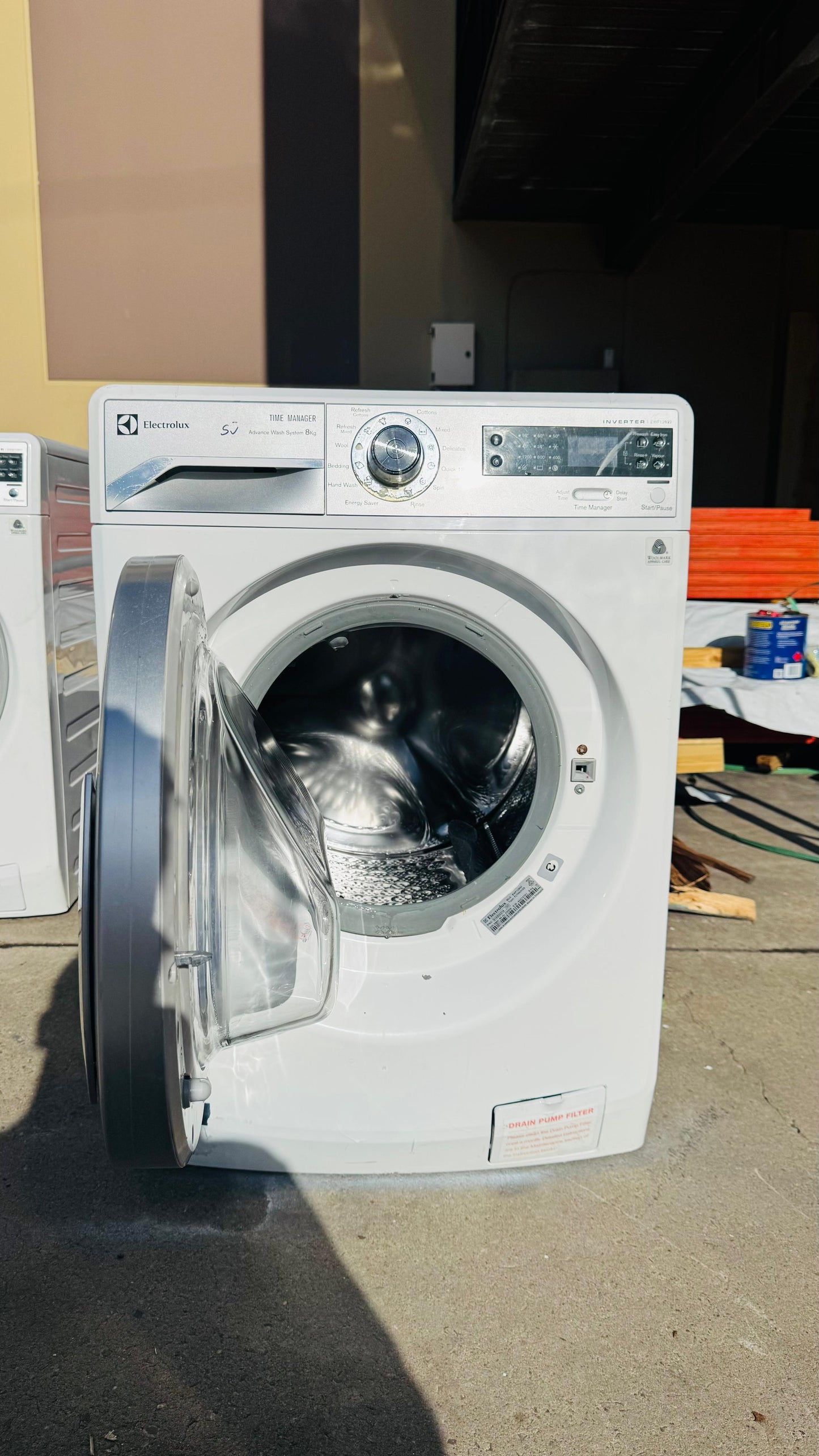 ELECTROLUX 8KGS FRONT LOADER WASHING MACHINE