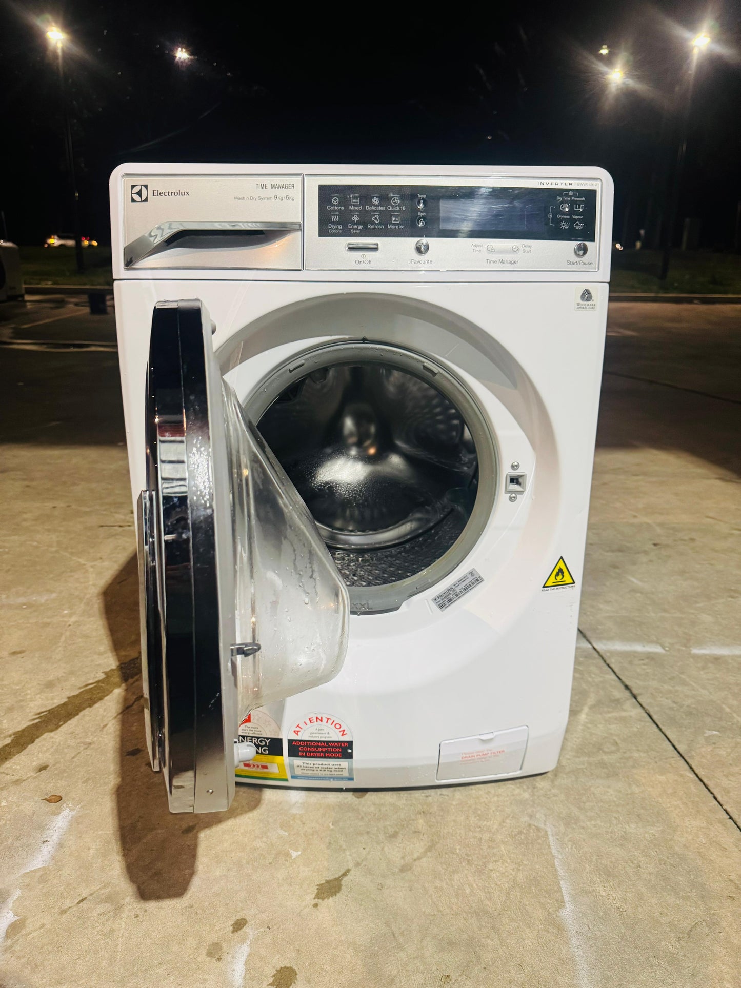 ELECTROLUX 9KGS FRONT LOADER WASHING MACHINE