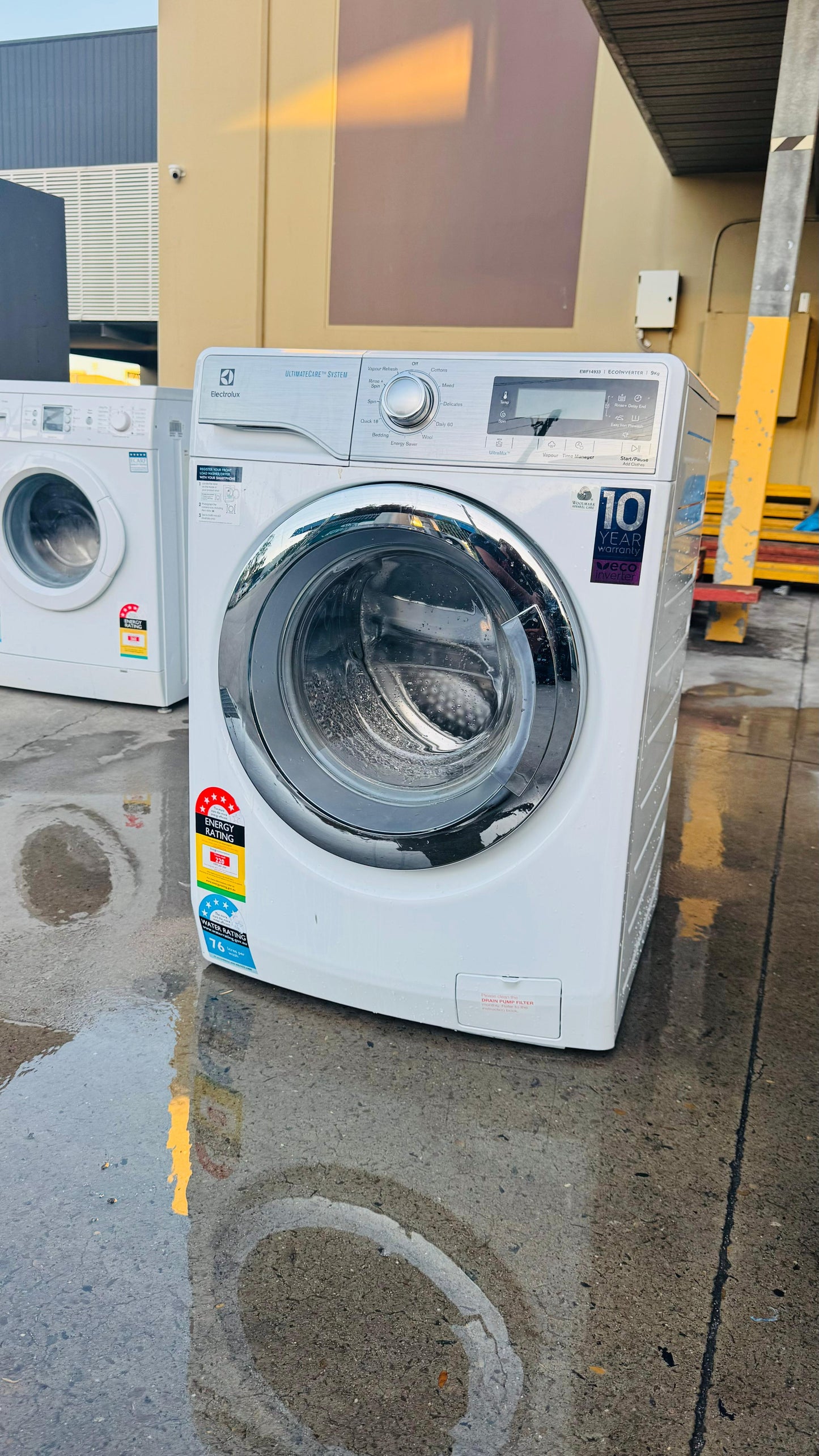 ELECTROLUX 9KGS FRONT LOADER WASHING MACHINE