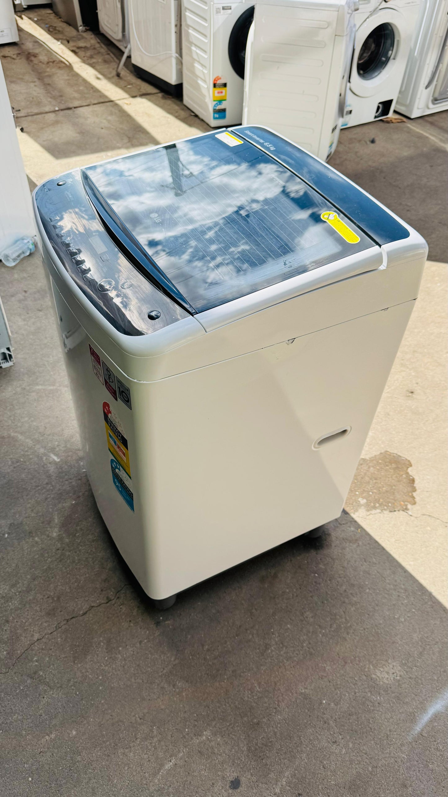 LG 6.5KGS TOP LOADER WASHING MACHINE