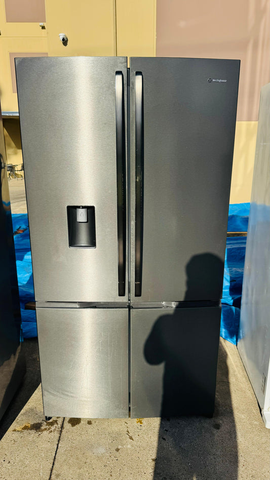 WESTINGHOUSE 600 LITRES FRIDGE FREEZER