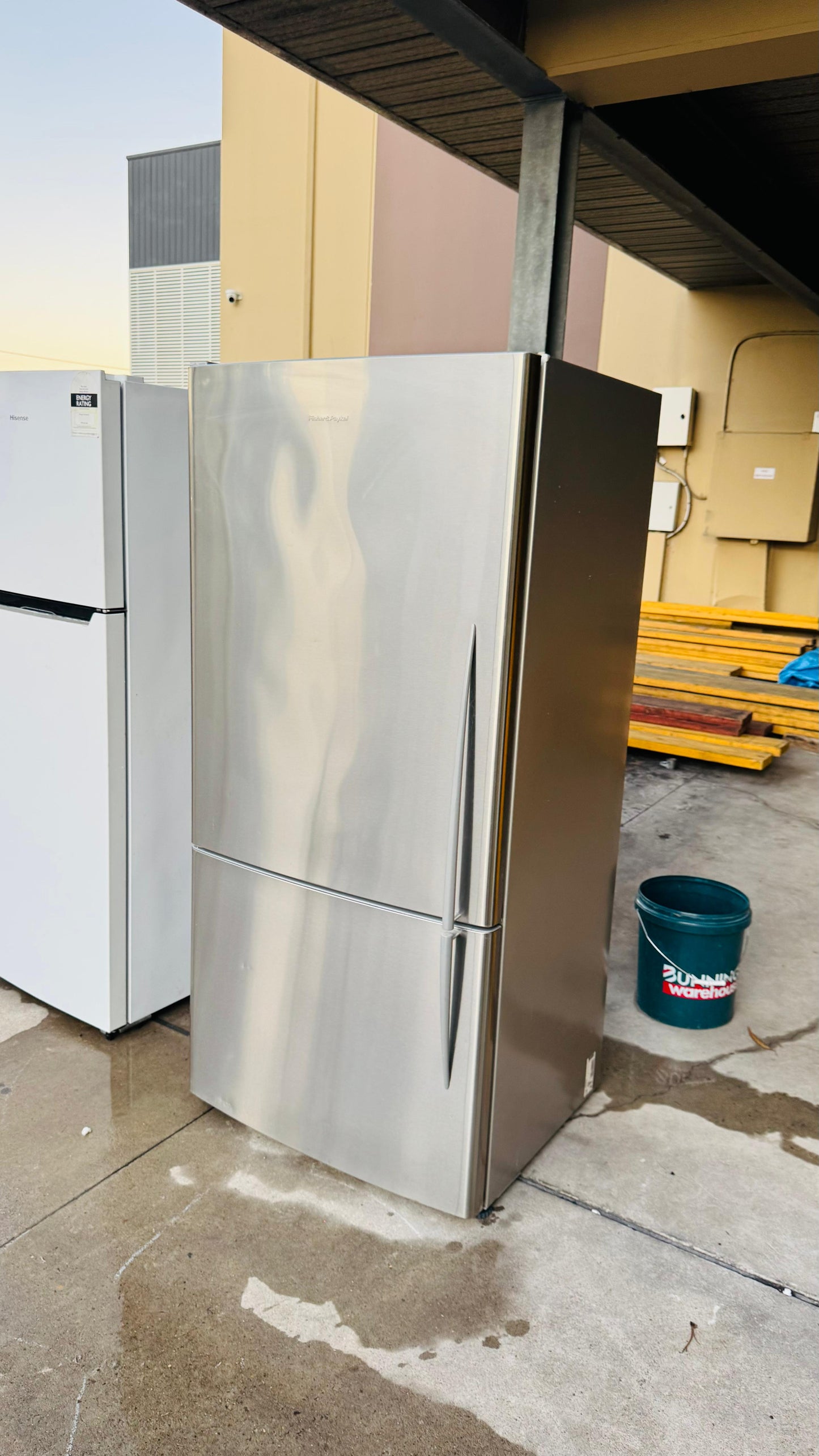 FISHER & PAYKEL 519 LITRES FRIDGE FREEZER
