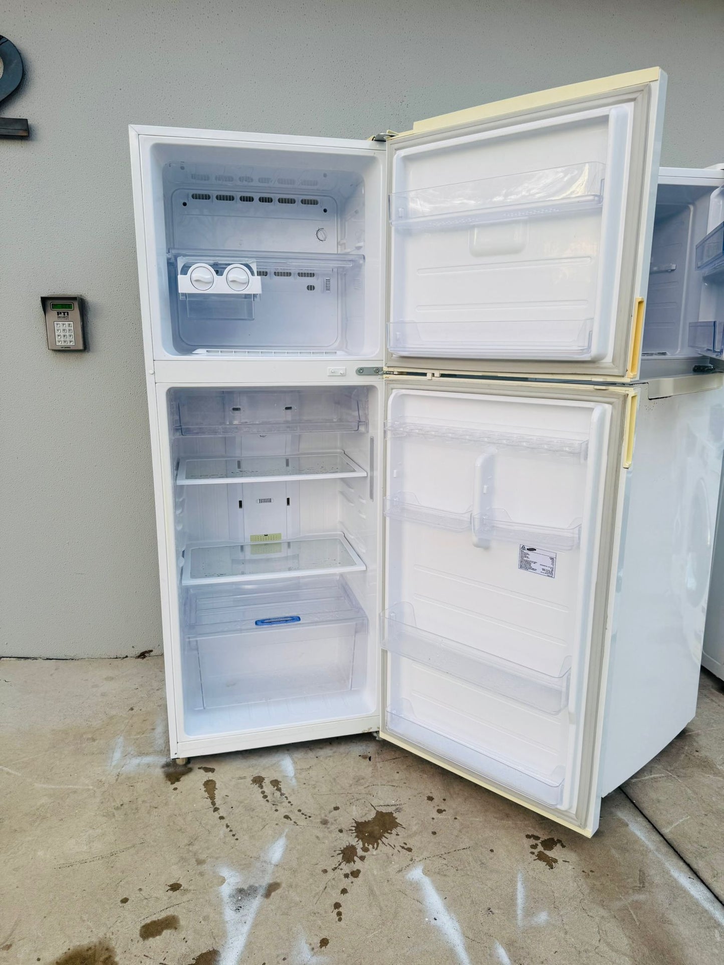 SAMSUNG 450 LITRES FRIDGE FREEZER