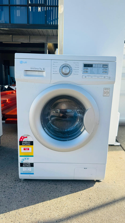 LG 7KGS FRONT LOADER WASHING MACHINE
