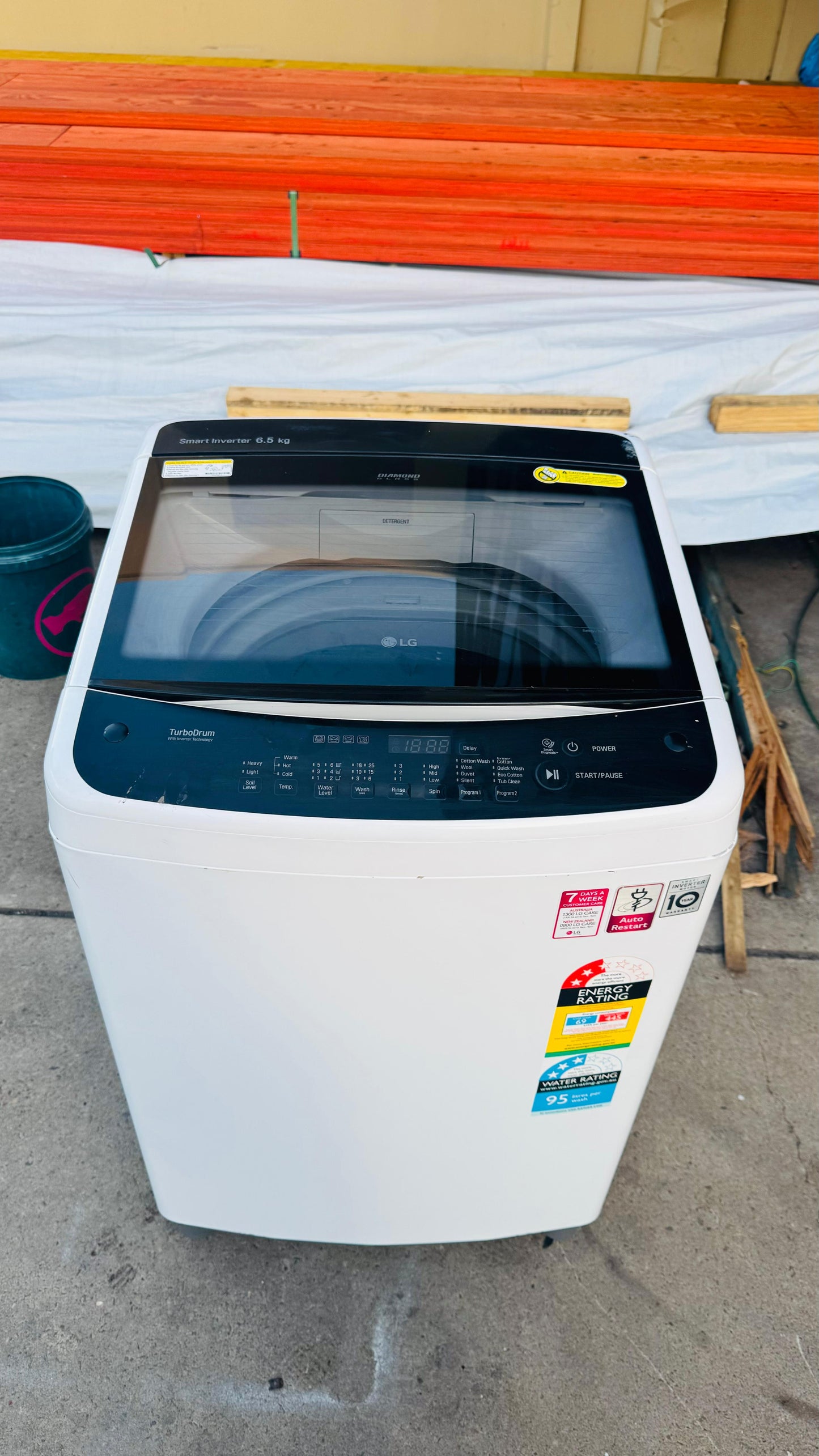 LG 6.5KGS TOP LOADER WASHING MACHINE