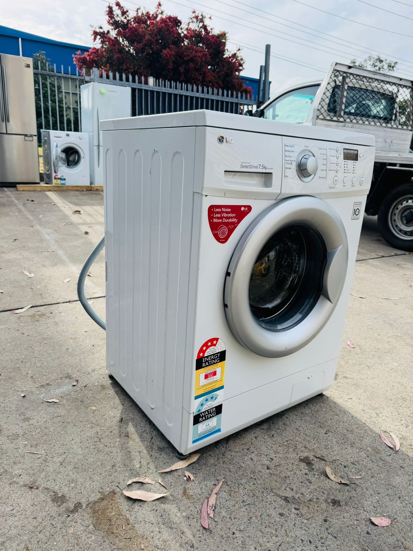 LG 7.5 KGS FRONT LOADER WASHING MACHINE