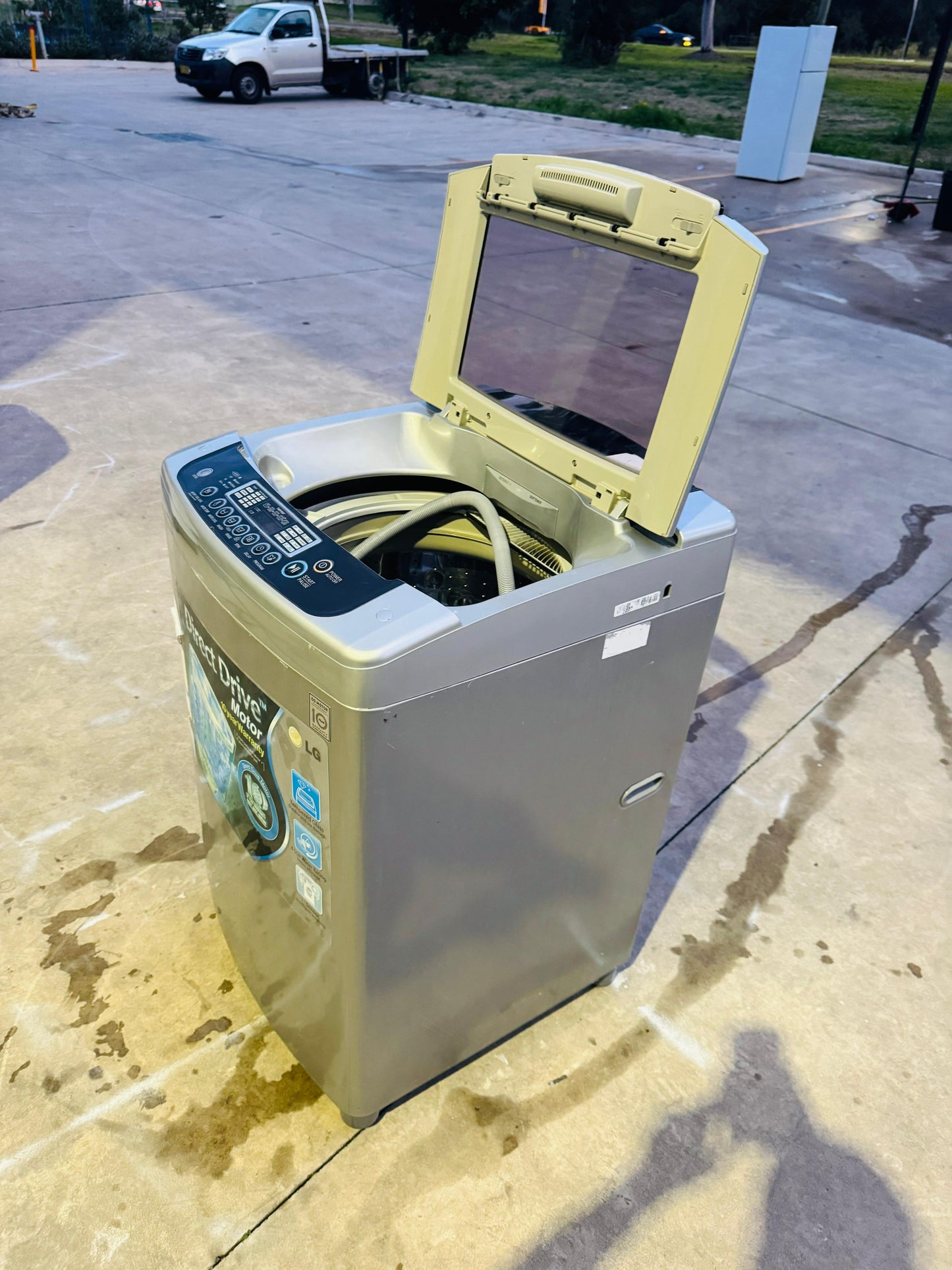 LG 9.5KGS TOP LOADER WASHING MACHINE