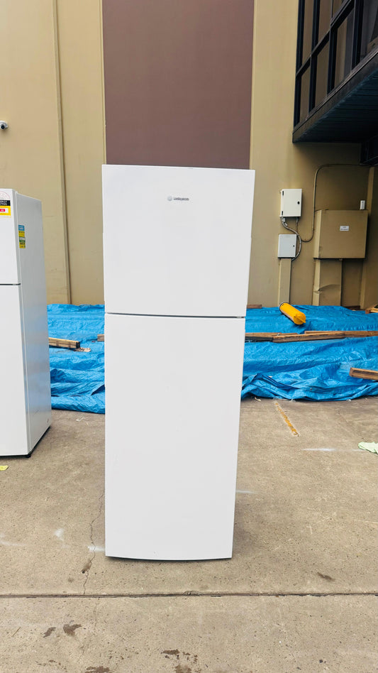 WESTINGHOUSE 275 LITRES FRIDGE FREEZER