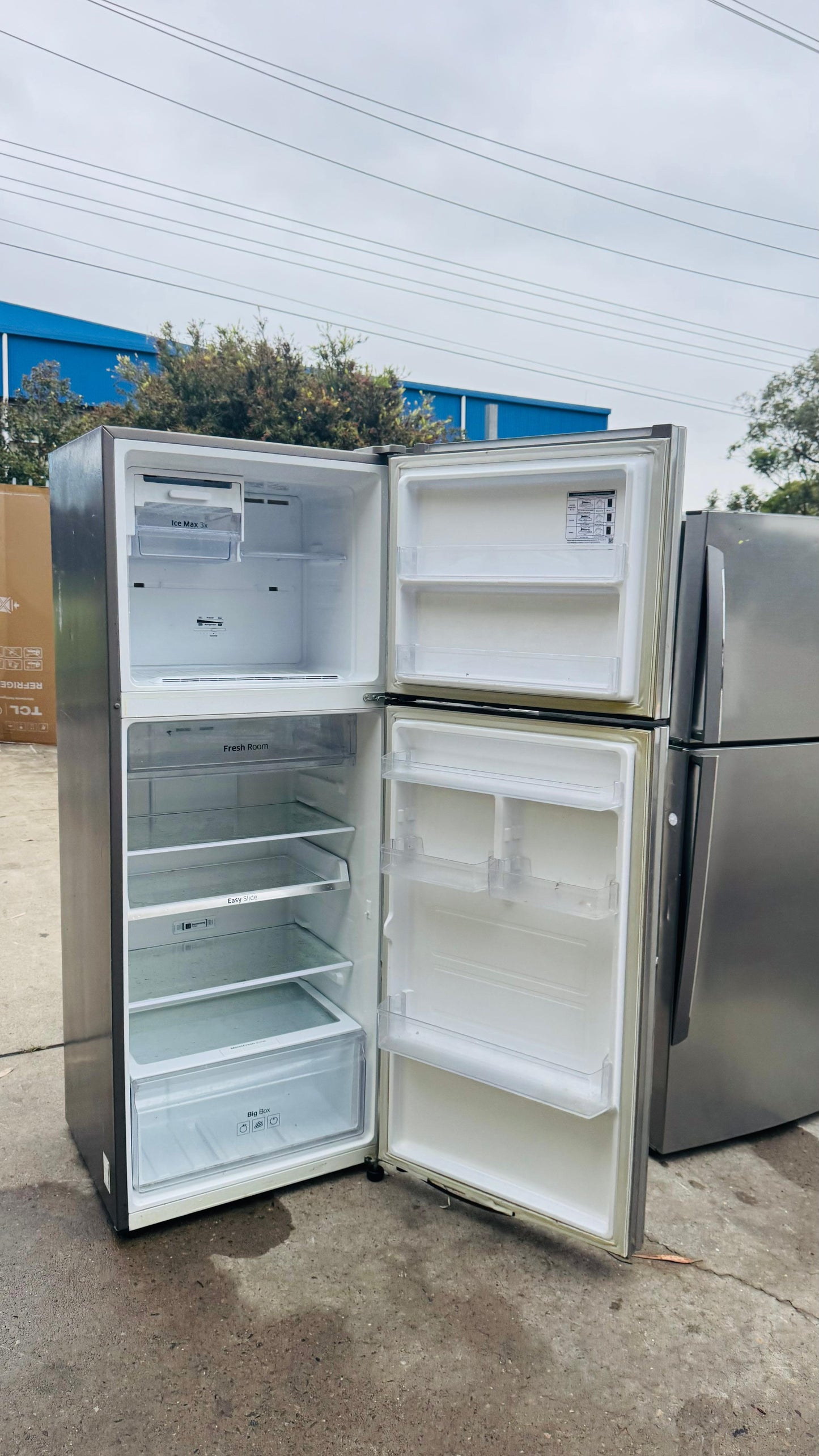 SAMSUNG 415 LITRES FRIDGE FREEZER