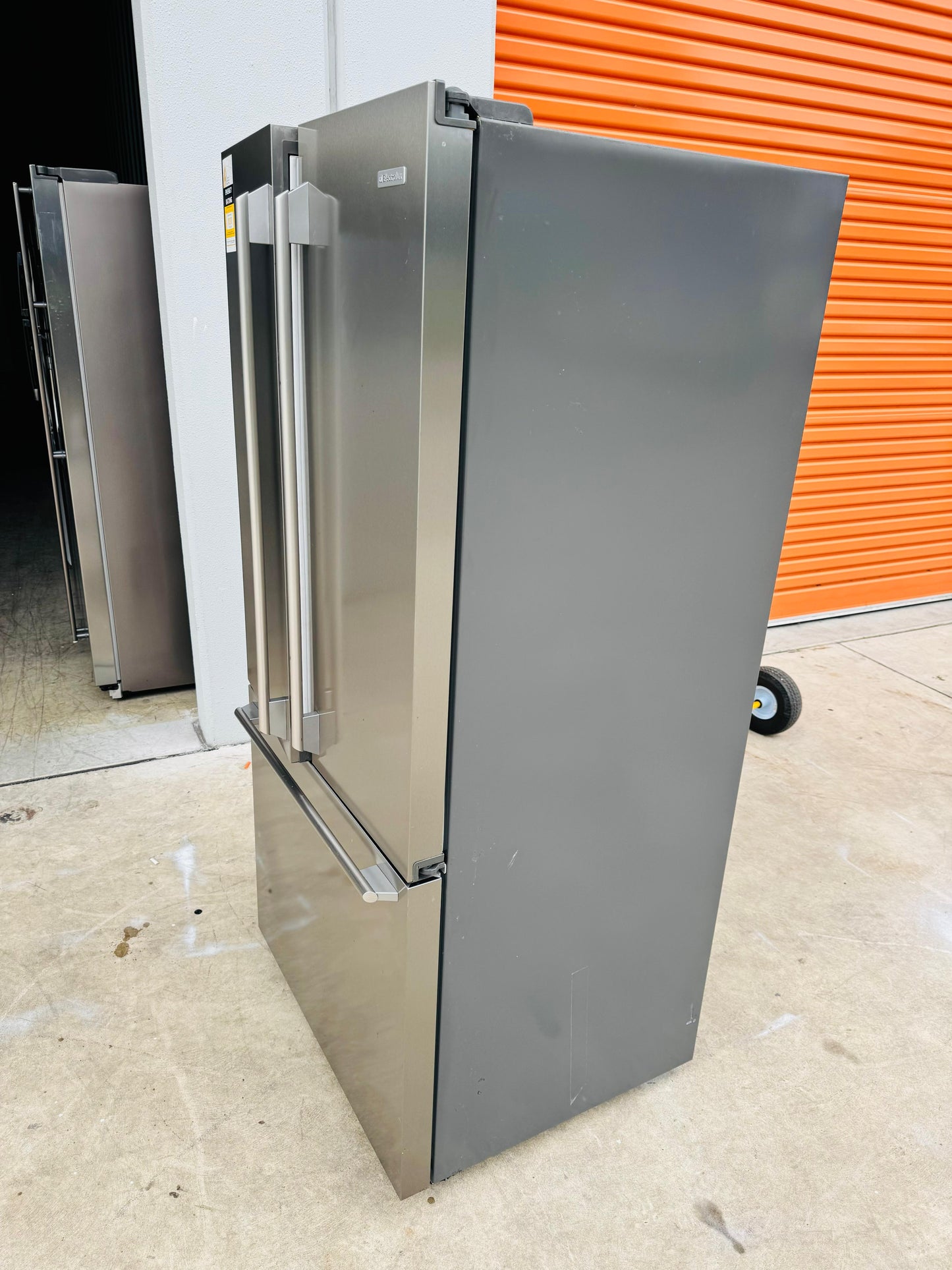 ELECTROLUX FRENCH DOOR 510 LITRES FEIDGE FREEZER