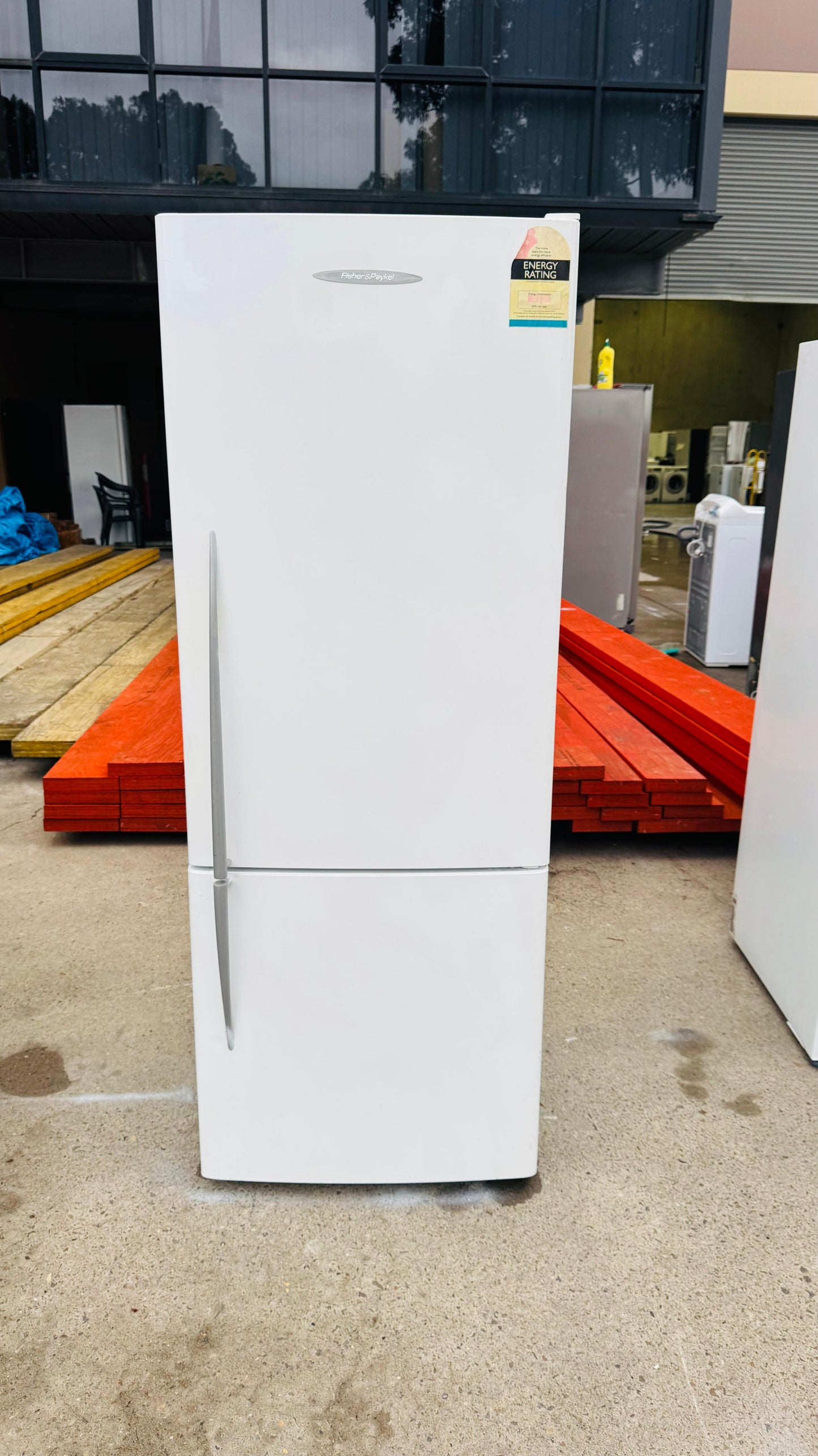 FISHER AND PAYKEL 403 LITRES FRIDGE FREEZER
