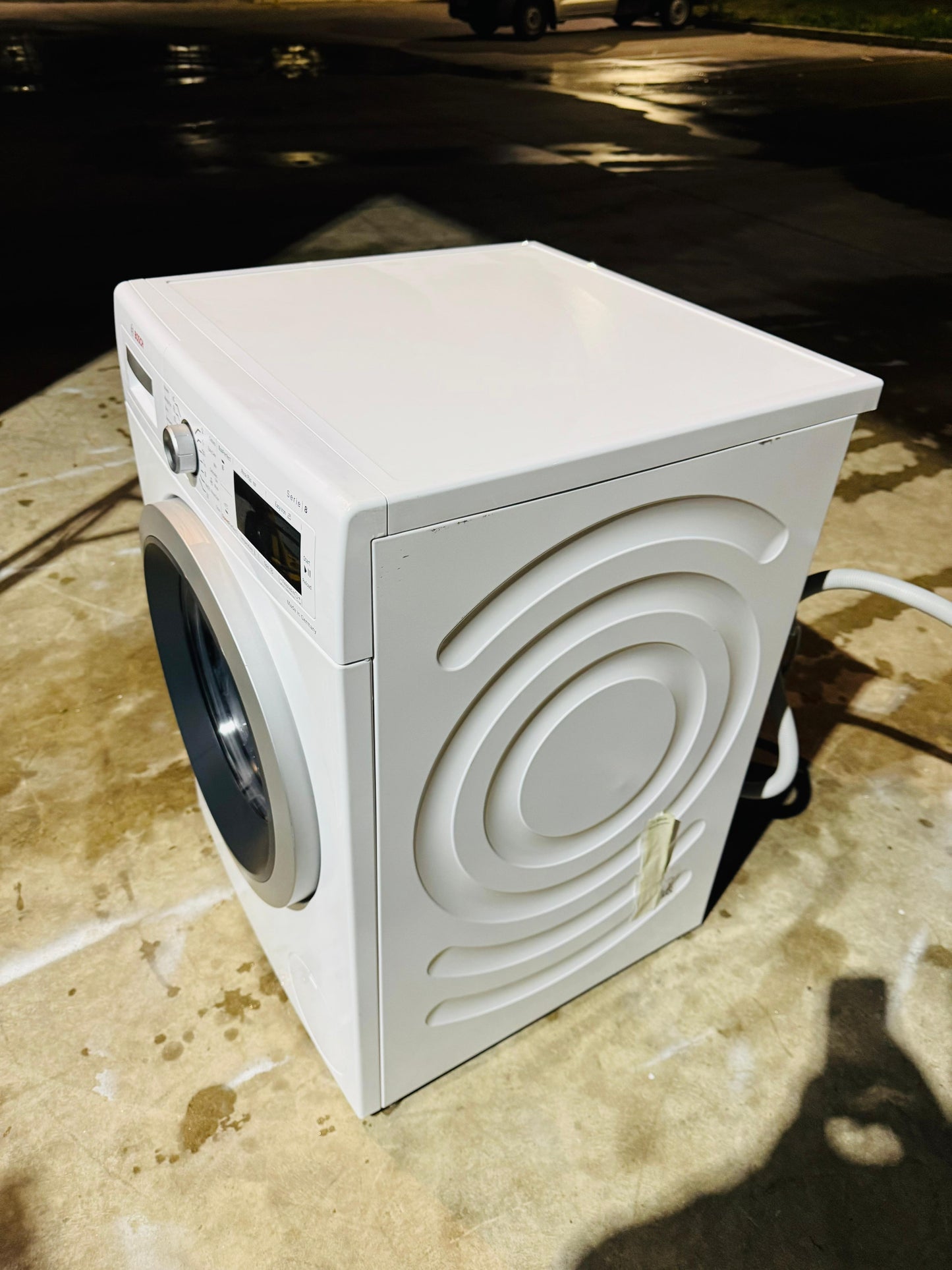 BOSCH 8KGS FRONT LOADER WASHING MACHINE SERIES 8