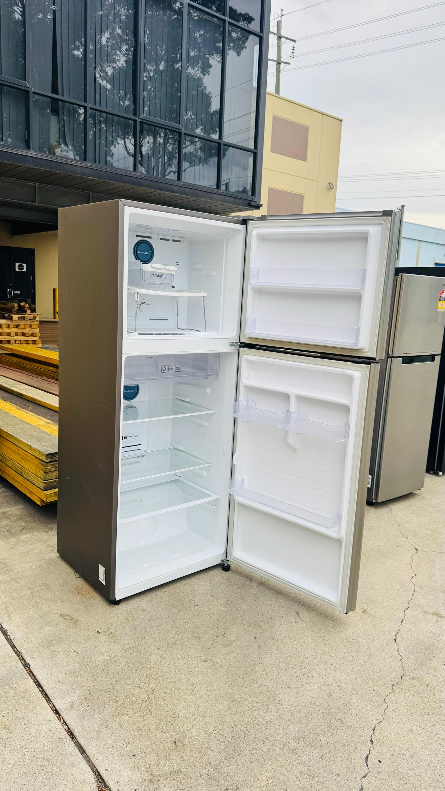 SAMSUNG 400 LITRES FRIDGE FREEZER