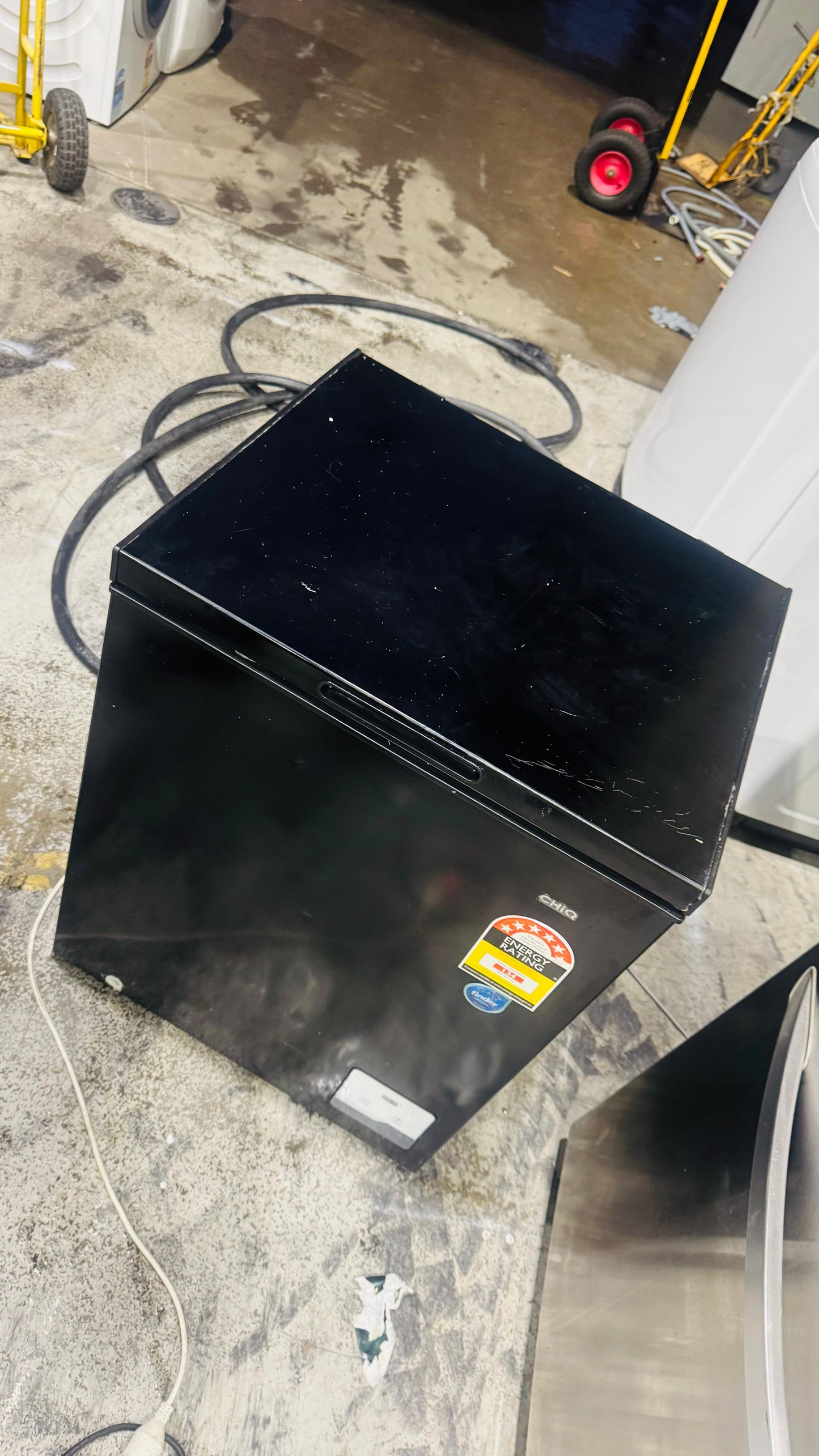 CHIQ 142 LITRES  FREEZER