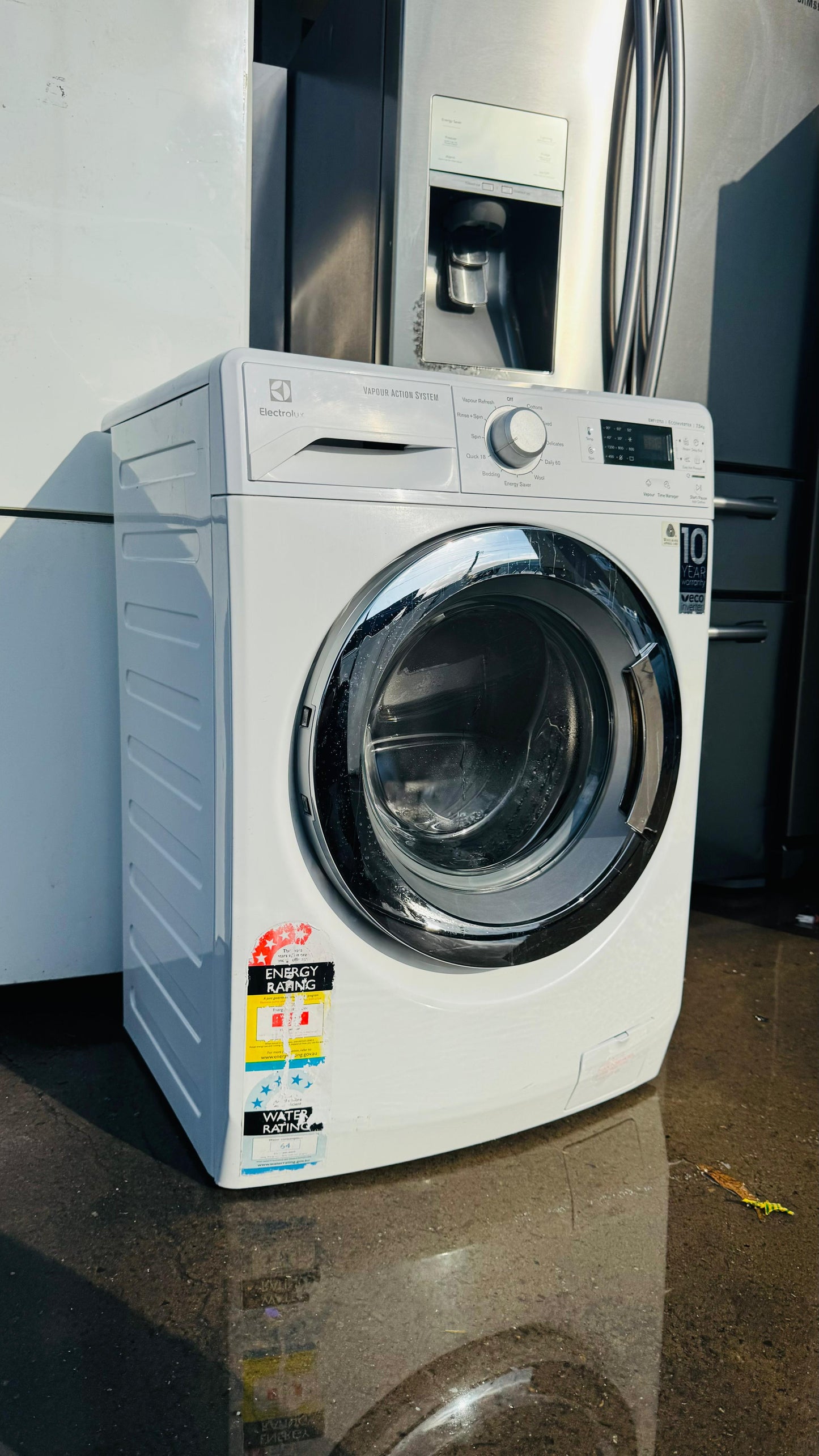 ELECTROLUX 7.5KGS FRONT LOADER WASHING MACHINE