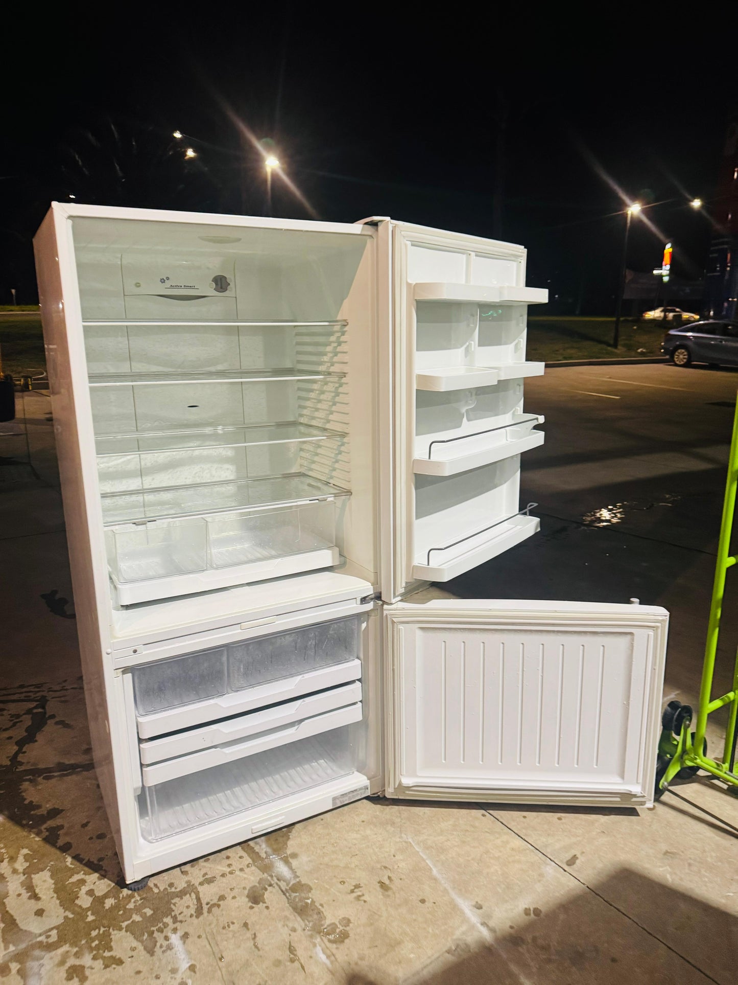 FISHER AND PAYKEL 519 LITRES FRIDGE FREEZER