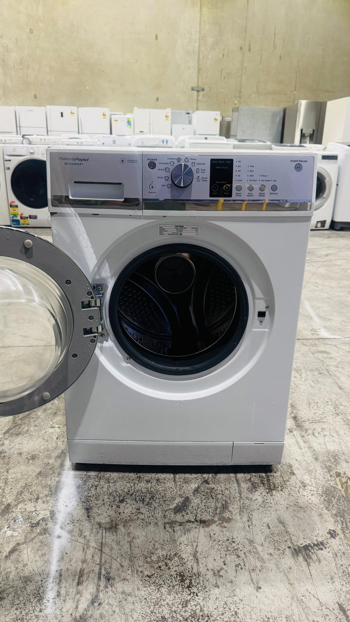 FISHER AND PAYKEL 7.5KGS FRONT LOADER WASHING MACHINE