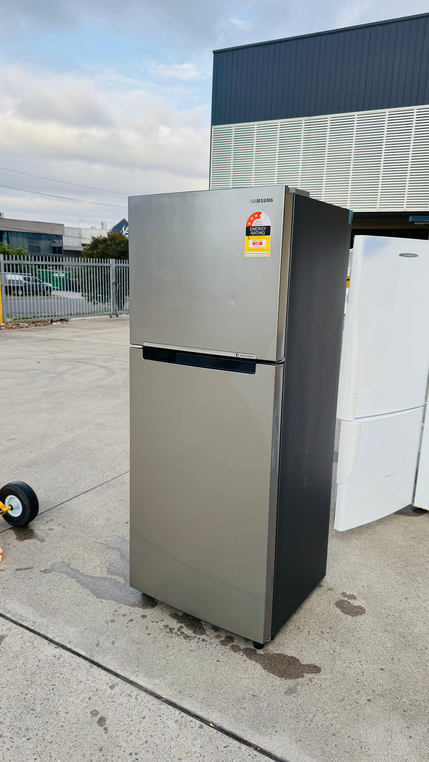 SAMSUNG 400 LITRES FRIDGE FREEZER