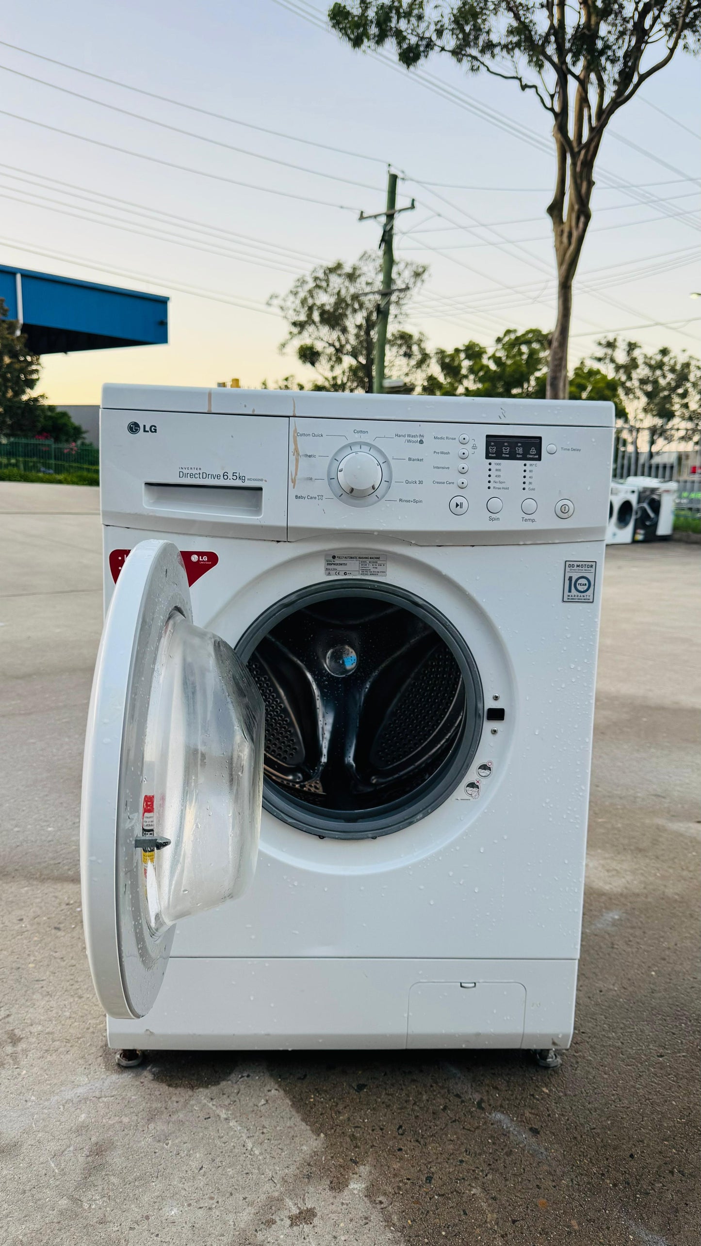 LG 6.5KGS FRONT LOADER WASHING MACHINE