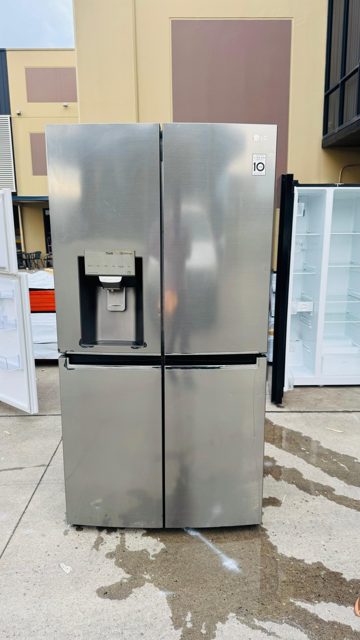 LG 706 LITRES QUAD DOOR FRIDGE FREEZER