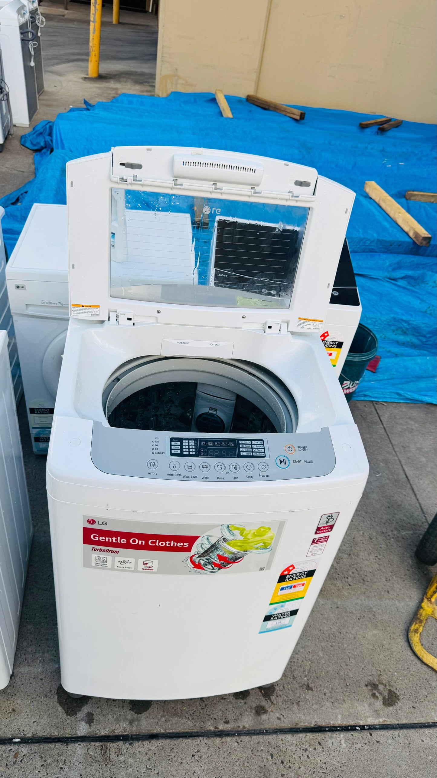 LG 8.5KGS TOP LOADER WASHING MACHINE