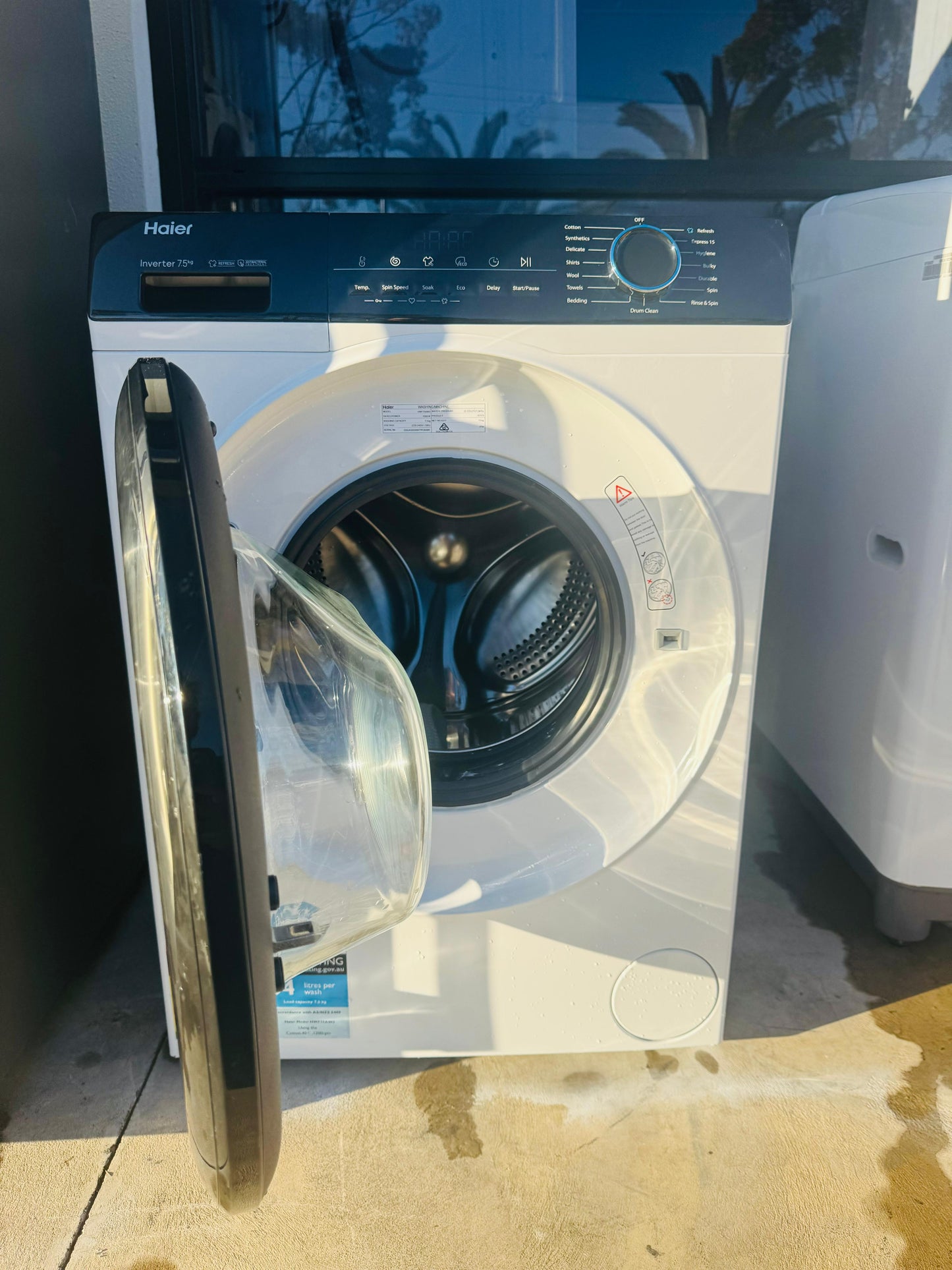 HAIER 7.5 KGS FRONT LOADER WASHING MACHINE