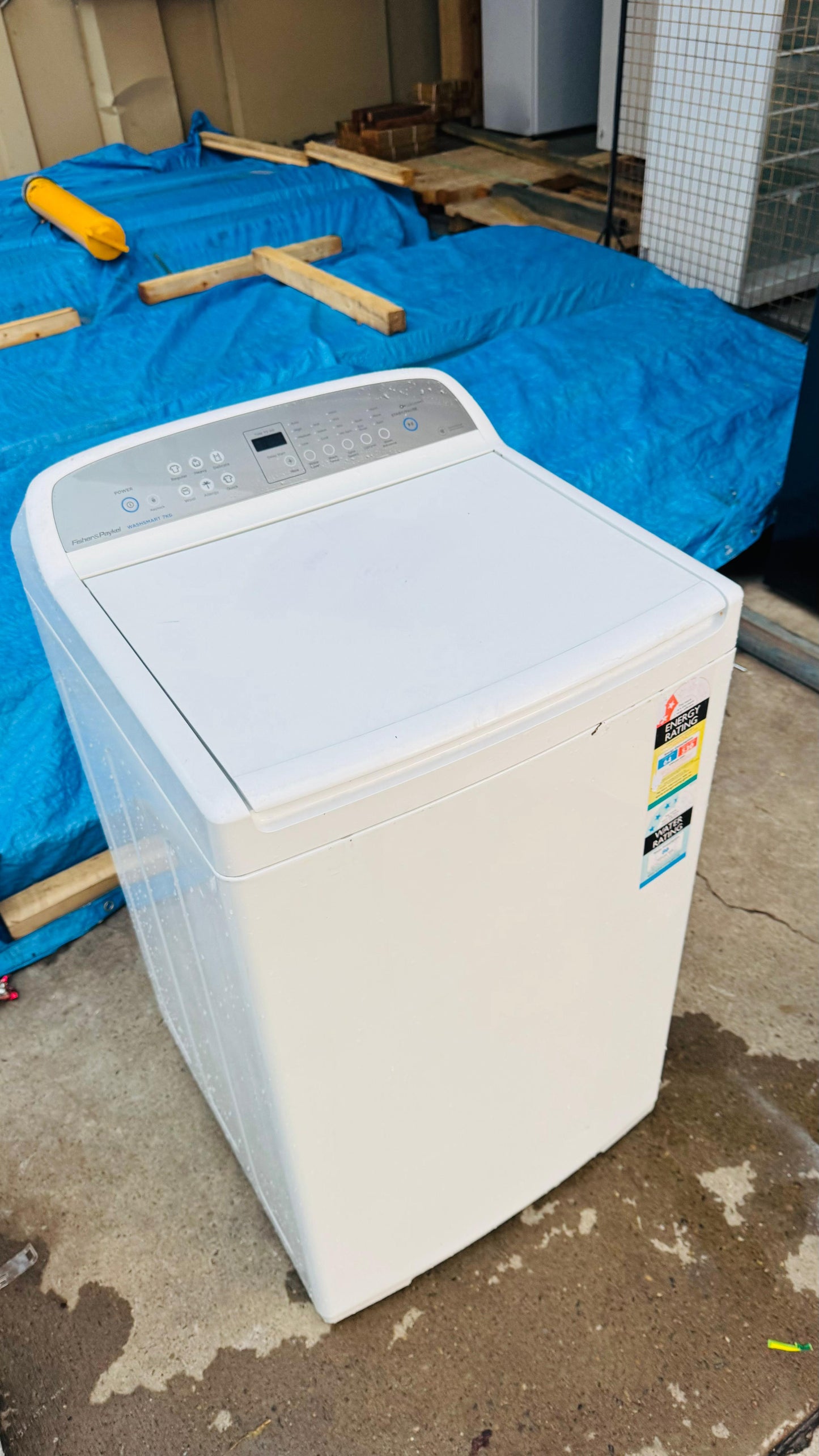 FISHER AND PAYKEL 7KGS TOP LOADER WASHING MACHINE