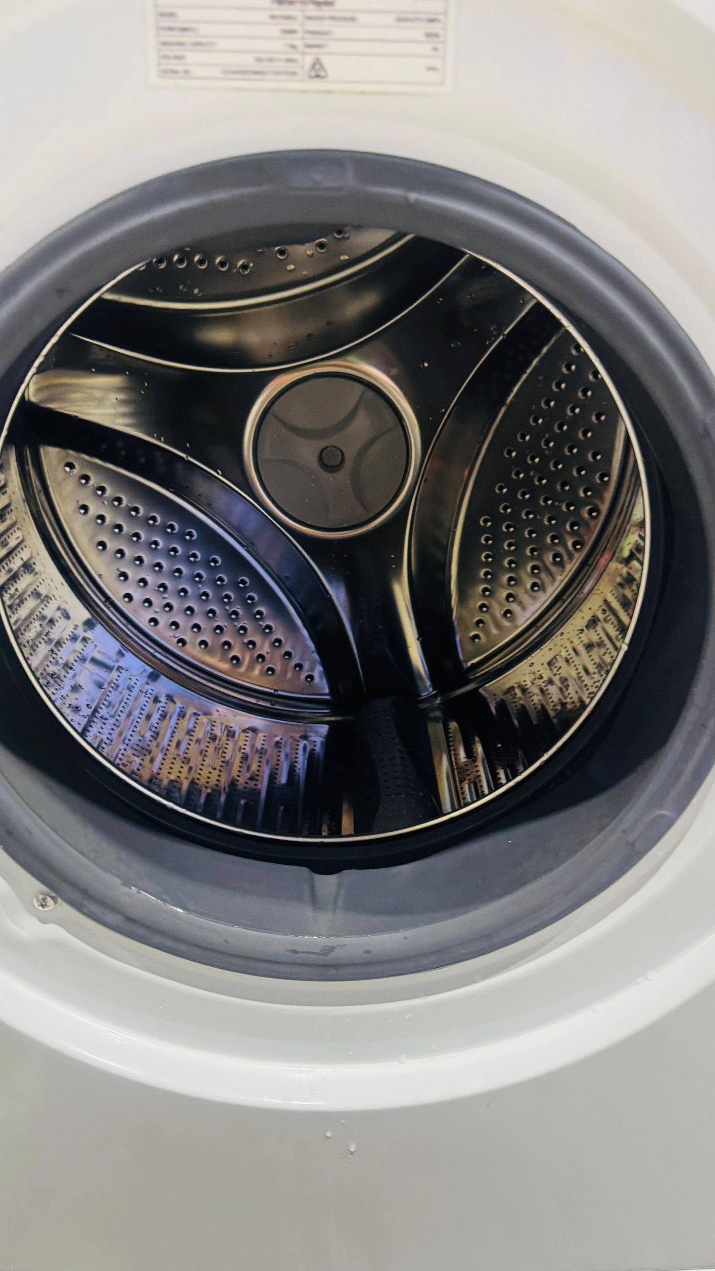 FISHER AND PAYKEL 7.5KGS FRONT LOADER WASHING MACHINE