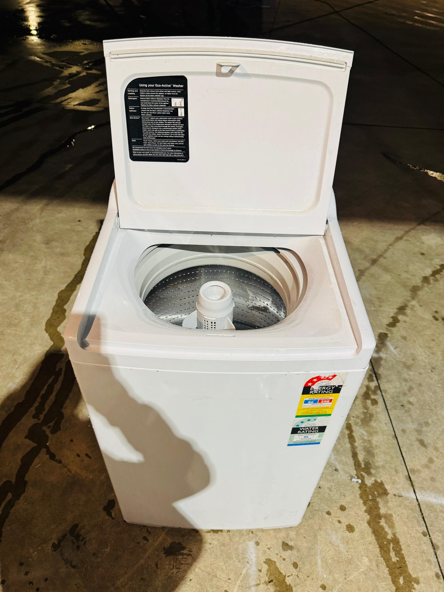 FISHER AND PAYKEL 8KGS TOP LOADER WASHING MACHINE