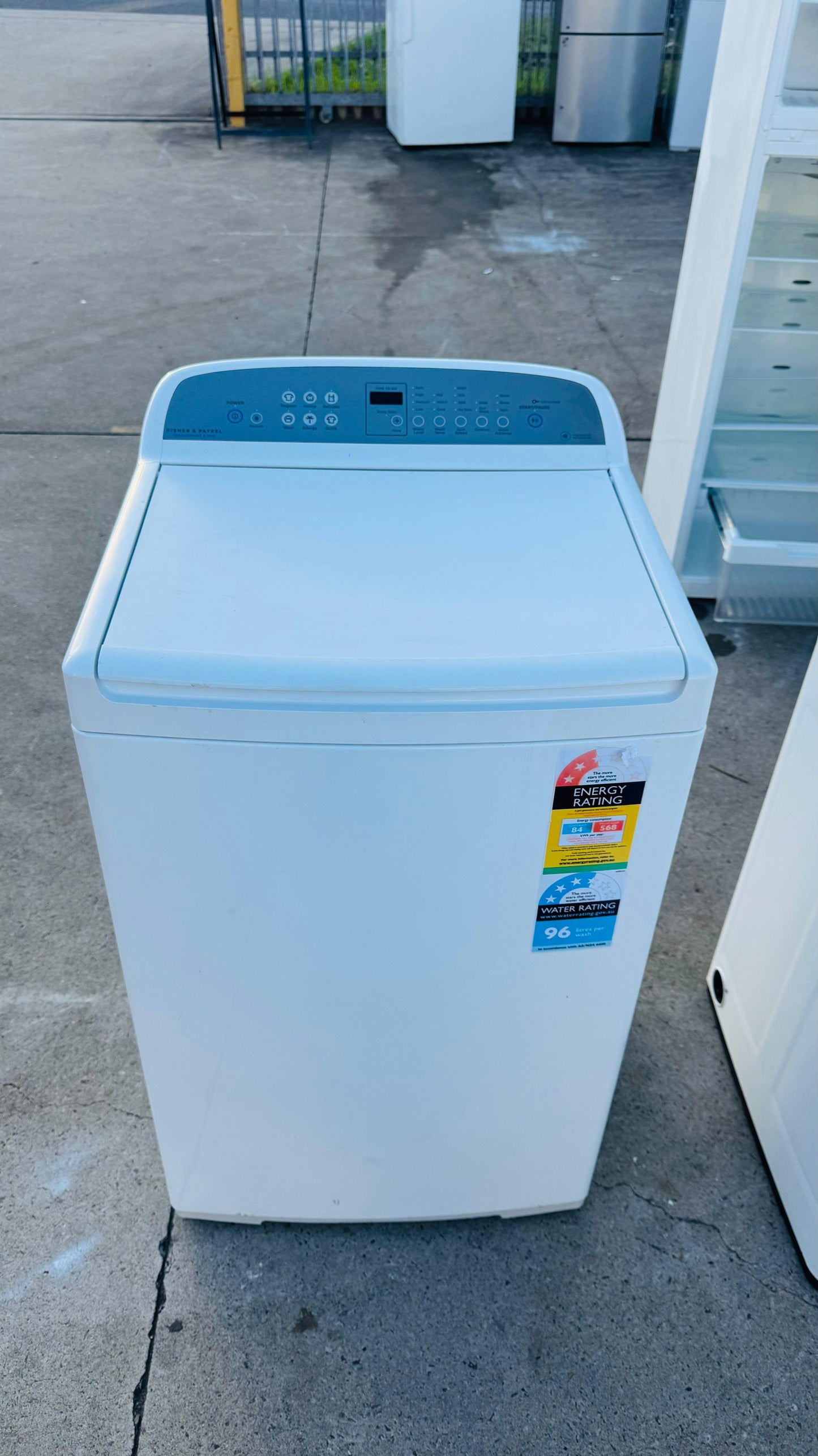 FISHER AND PAYKEL 8.5KGS TOP LOADER WASHING MACHINE