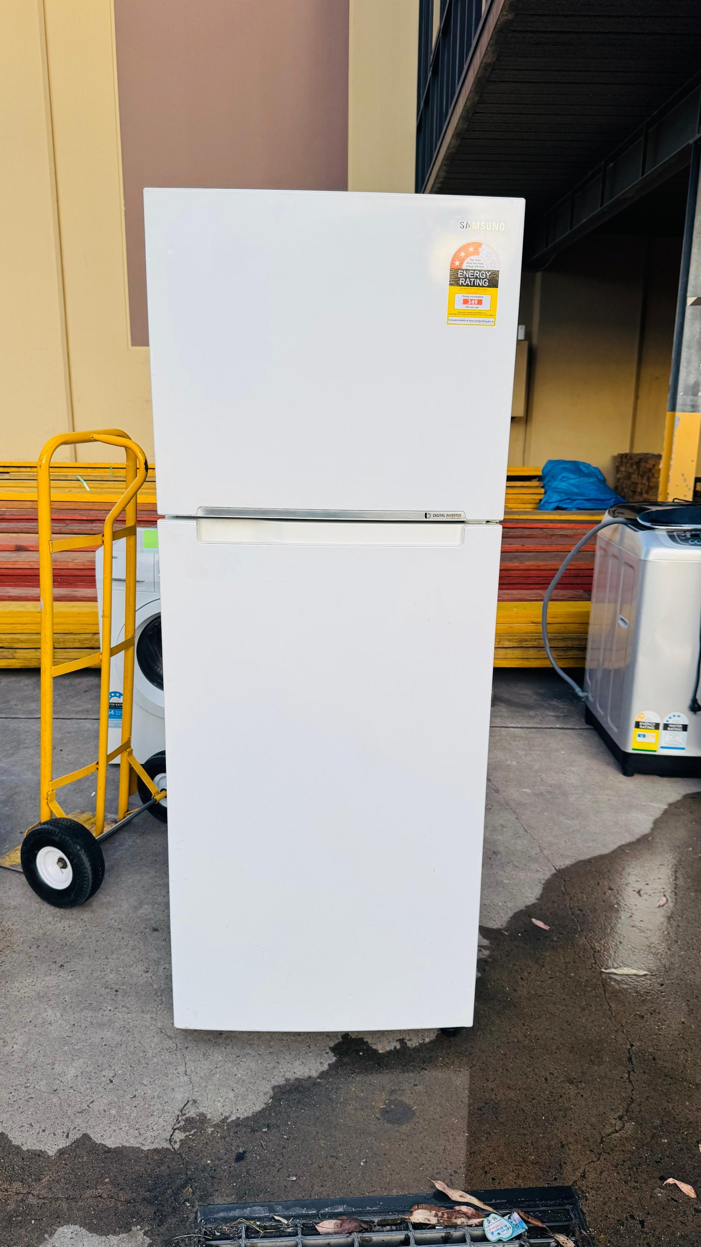 SAMSUNG 419 LITRES FRIDGE FREEZER