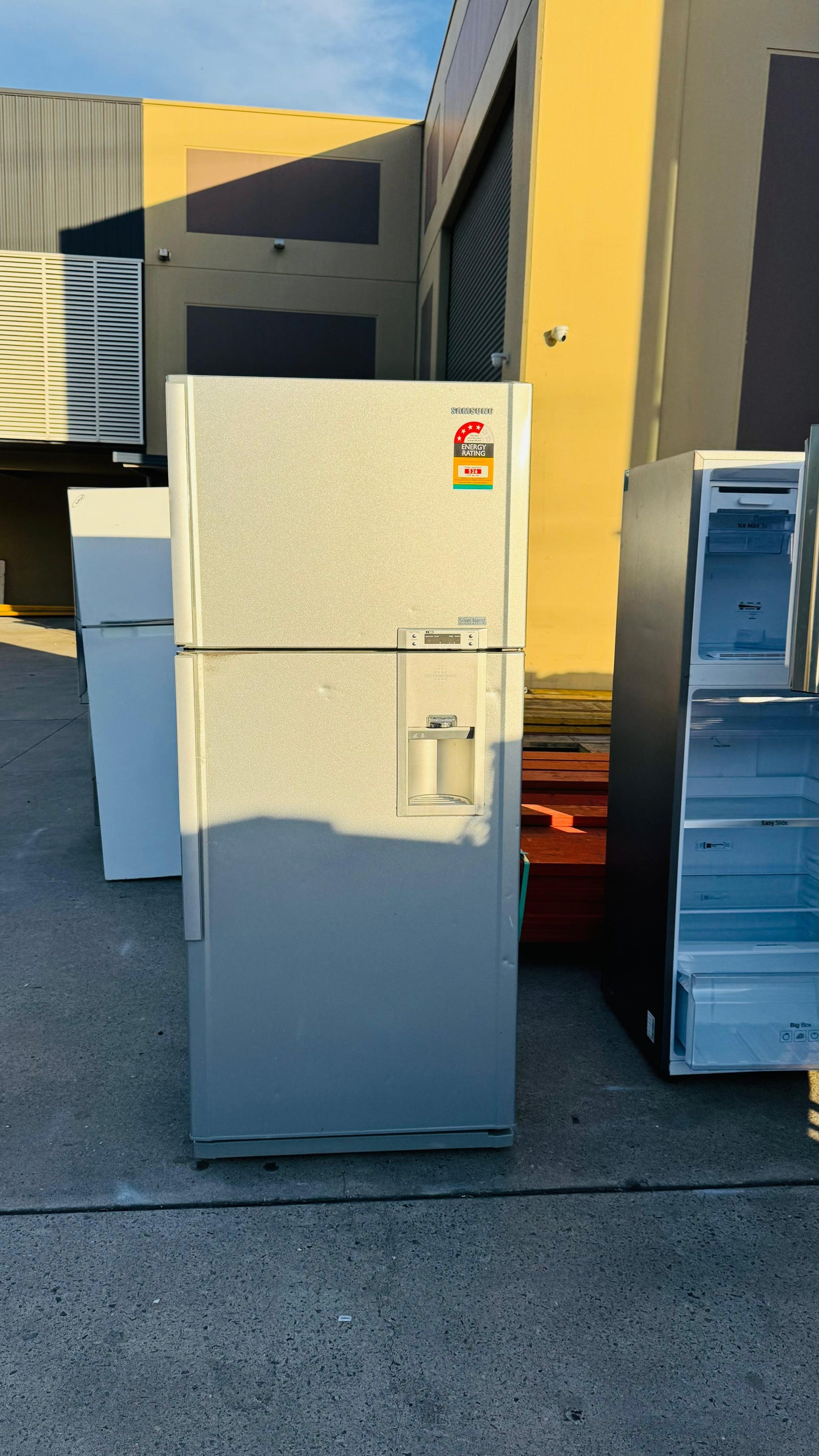 SAMSUNG 518 LITRES FRIDGE FREEZER