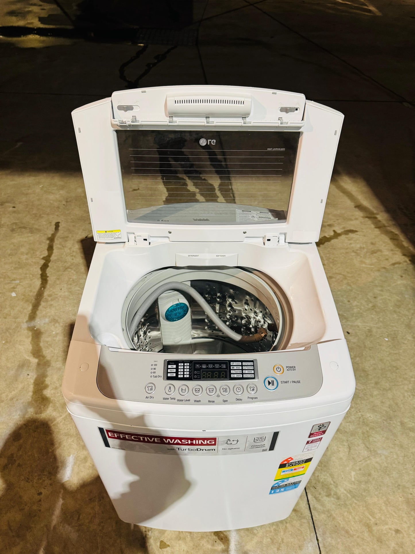 LG 8.5 KGS TOP LOADER WASHING MACHINE