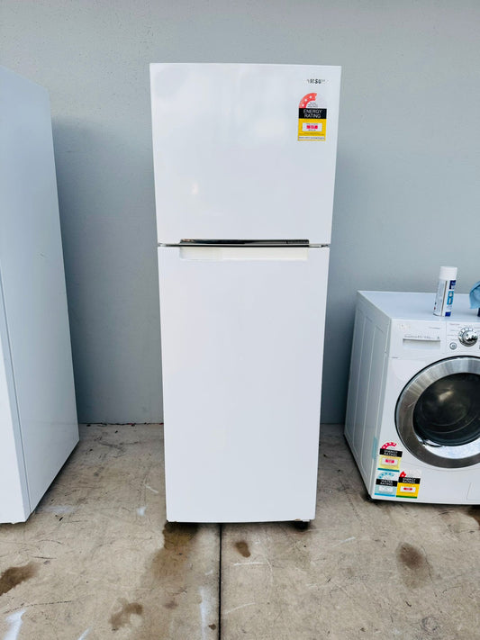 SAMSUNG 341 LITRES FRIDGE FREEZER