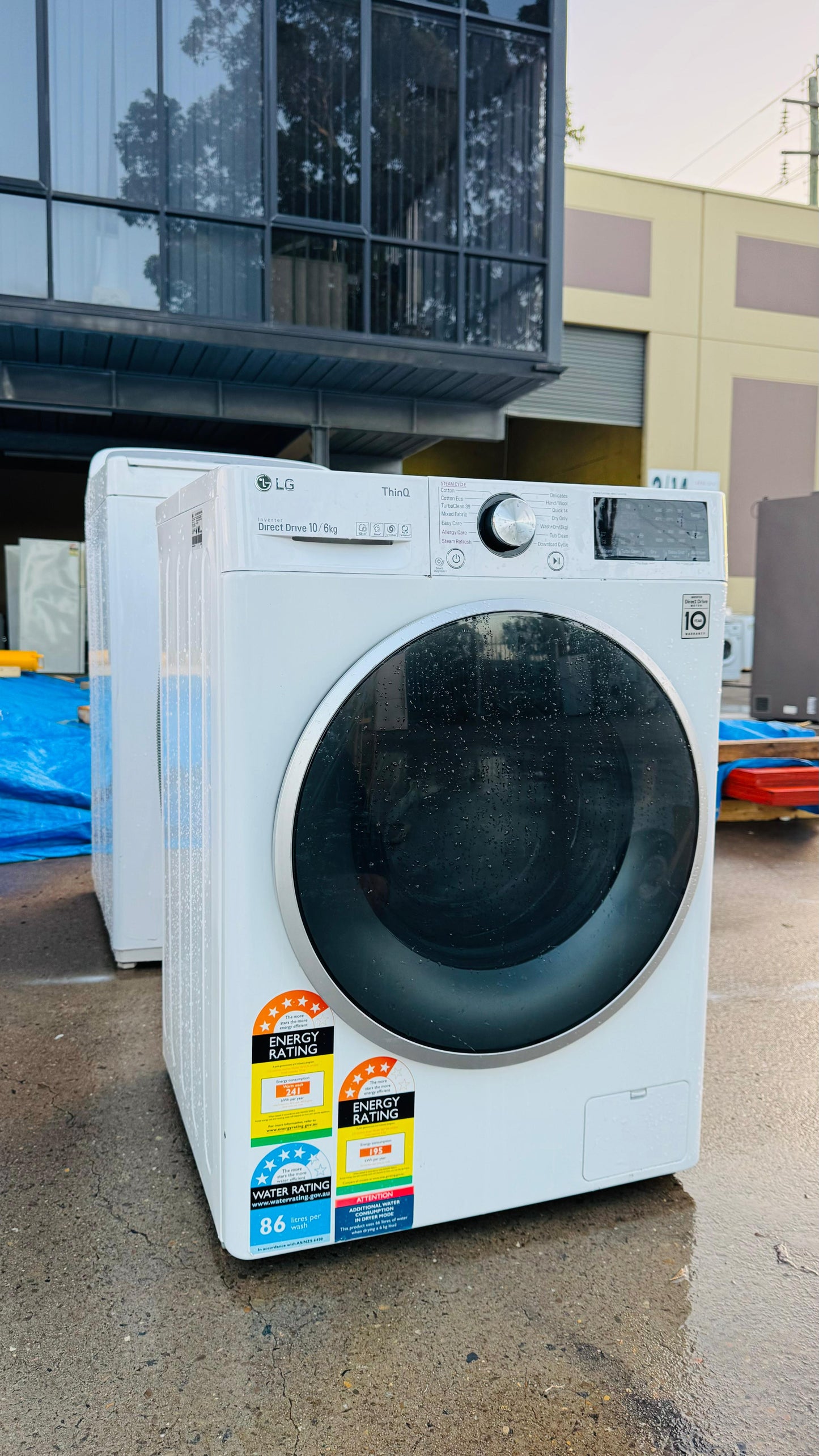 LG 10KGS WASHER &6 KGS DRYER COMBO
