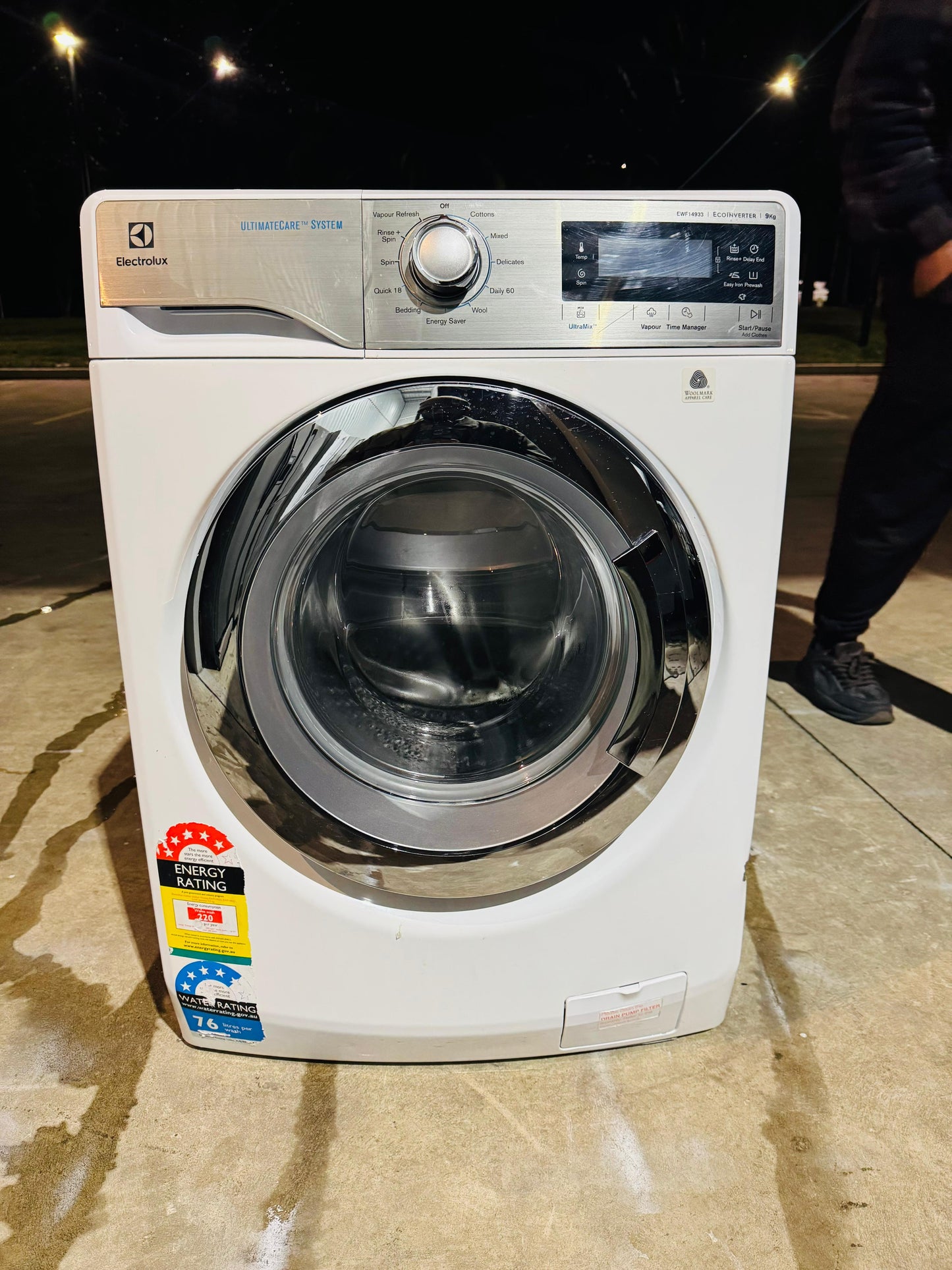 ELECTROLUX 9 KGS FRONT LOADER WASHING MACHINE