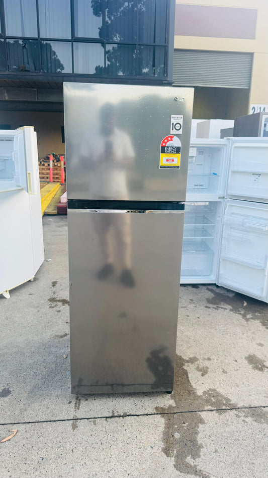 LG 243 LITRES FRIDGE FREEZER