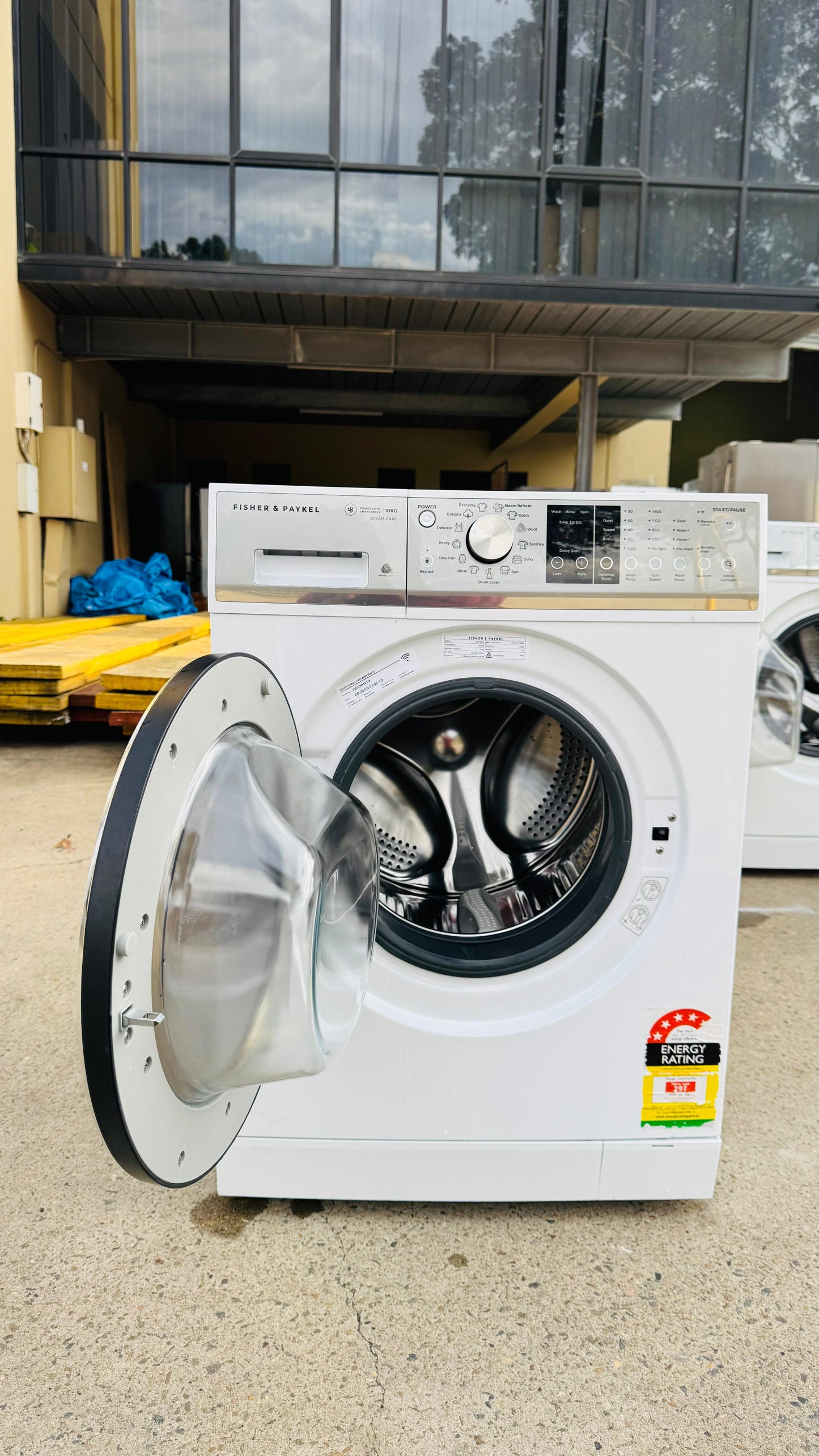 FISHER AND PAYKEL 10KGS FRONT LOADER WASHING MACHINE