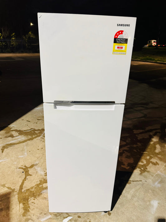 SAMSUNG 343 LITRES FRIDGE FREEZER