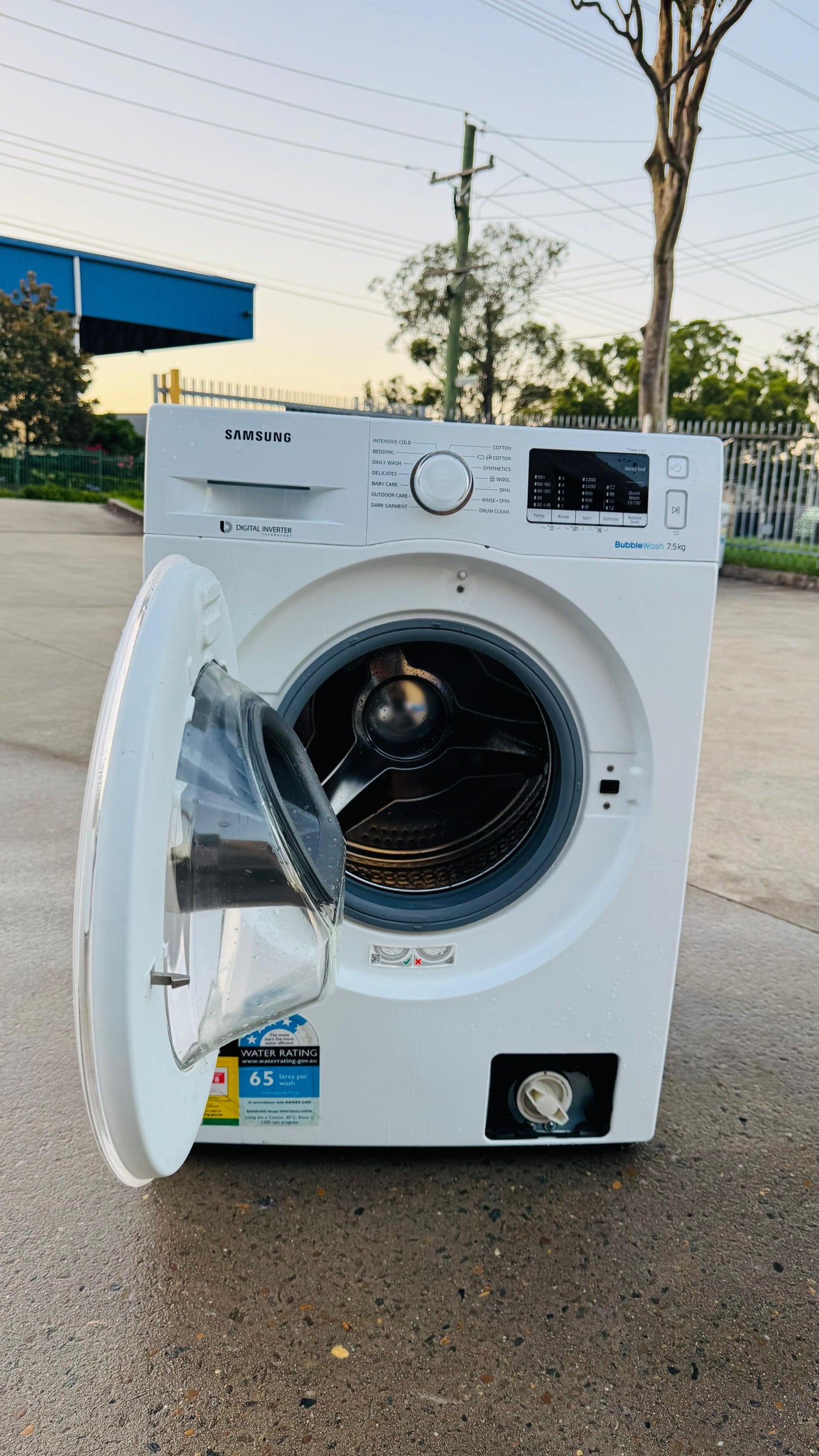 SAMSUNG 7.5KGS FRONT LOADER WASHING MACHINE
