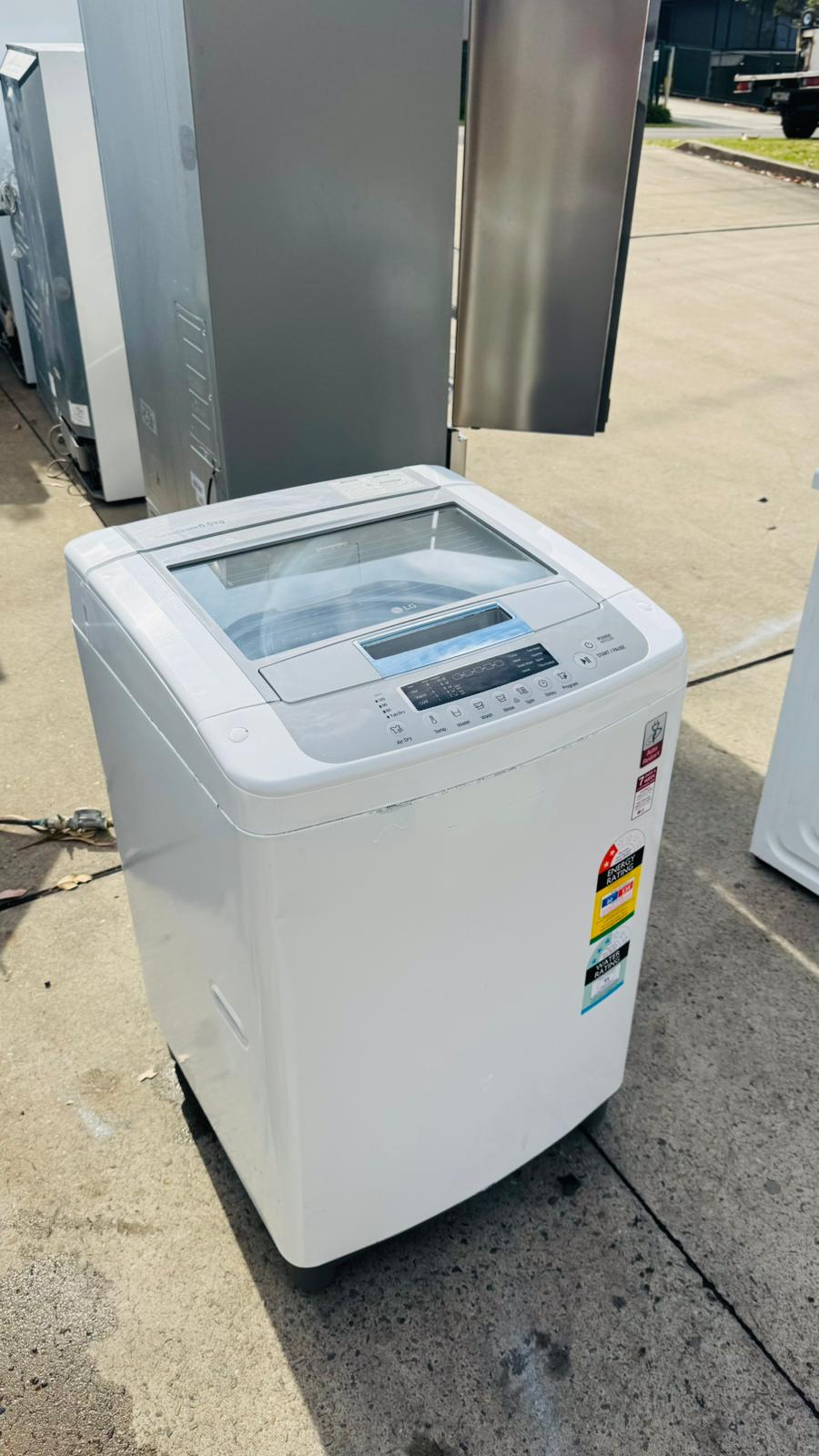 LG 6.5KGS TOP LOADER WASHING MACHINE