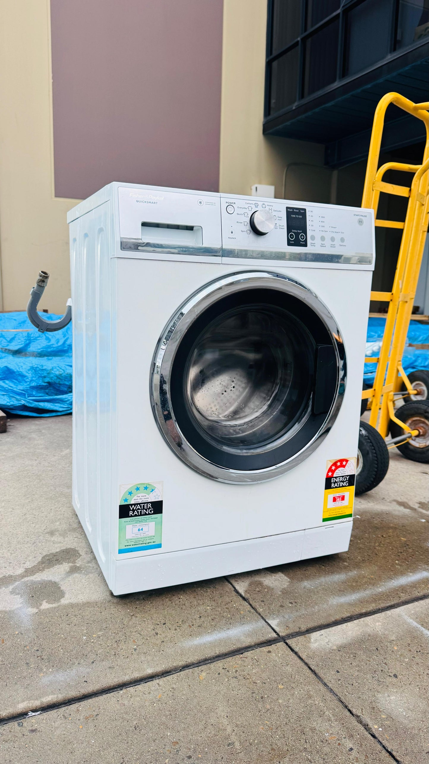 FISHER AND PAYKEL 7.5KGS FRONT LOADER WASHING MACHINE