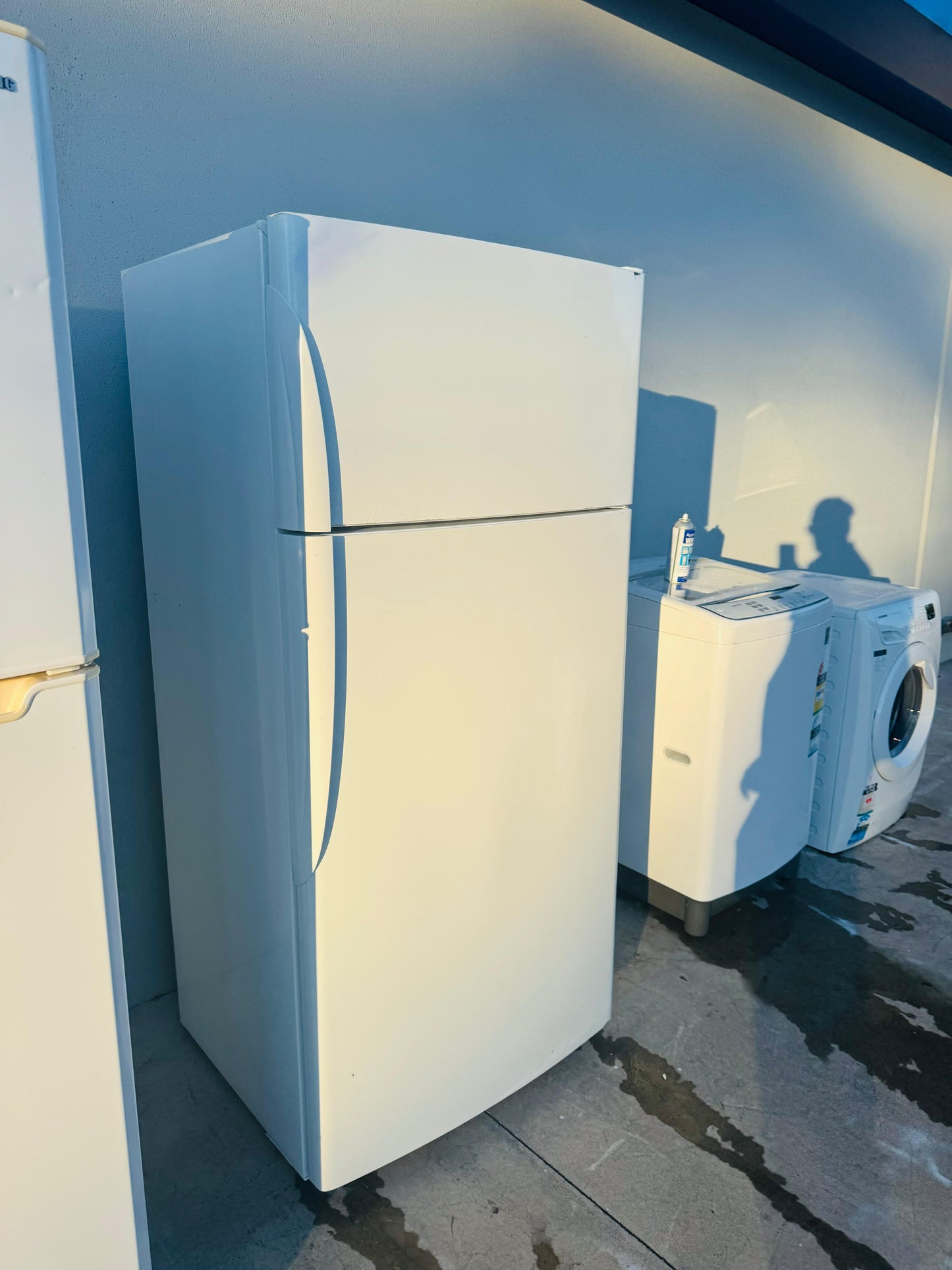 FISHER AND PAYKEL 517 LITRES FRIDGE FREEZER